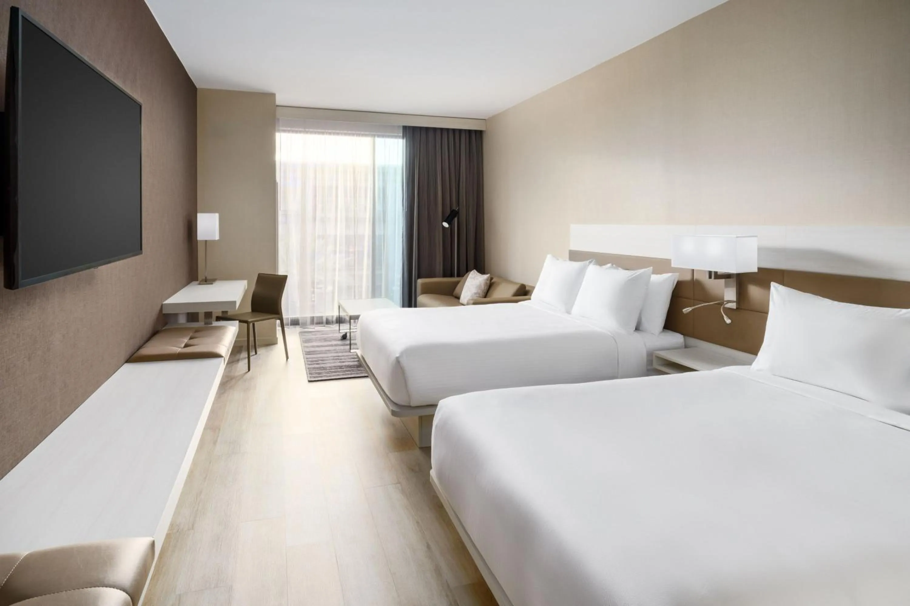 Photo of the whole room, Bed in AC Hotel by Marriott Jacksonville St Johns Town Center