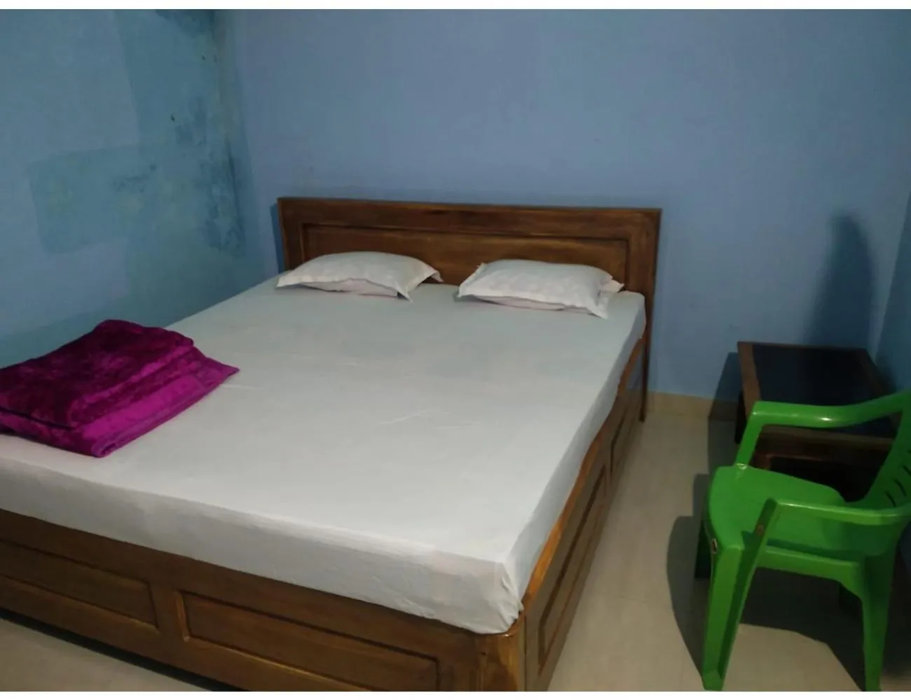 Bed in Hotel Patra Palace, Konark