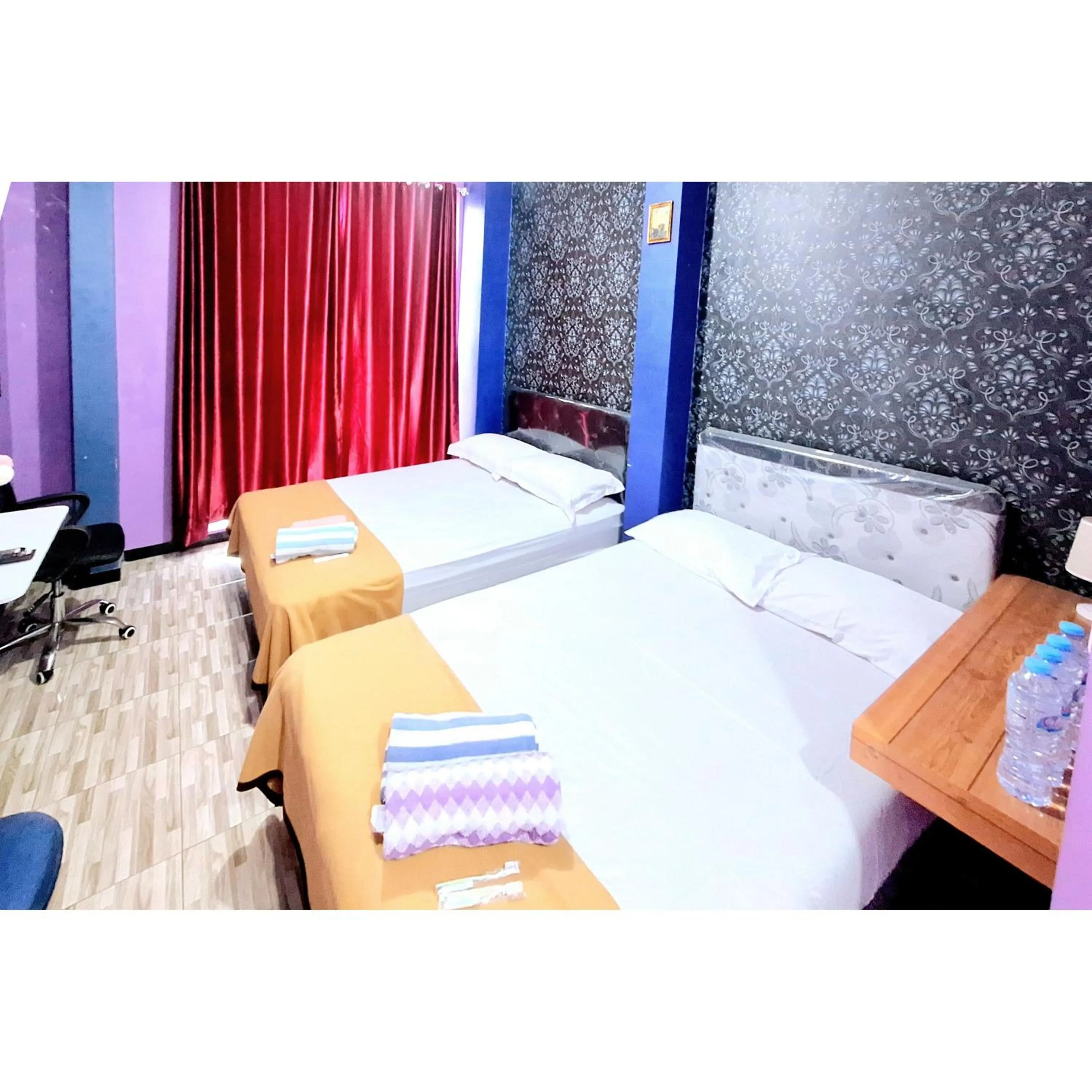 Bedroom, Bed in Home Inggil RedPartner