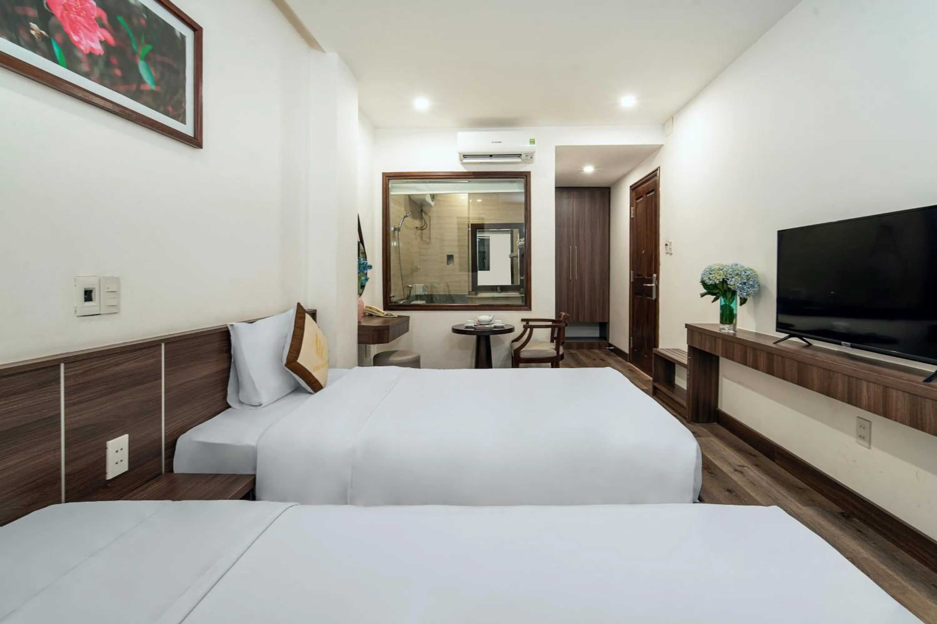 Bedroom in Hoang Linh Riverside Hotel Danang