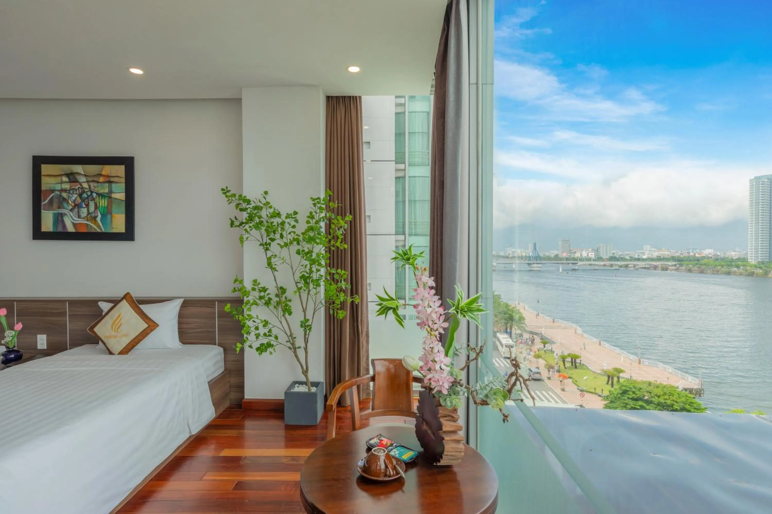 Bedroom in Hoang Linh Riverside Hotel Danang