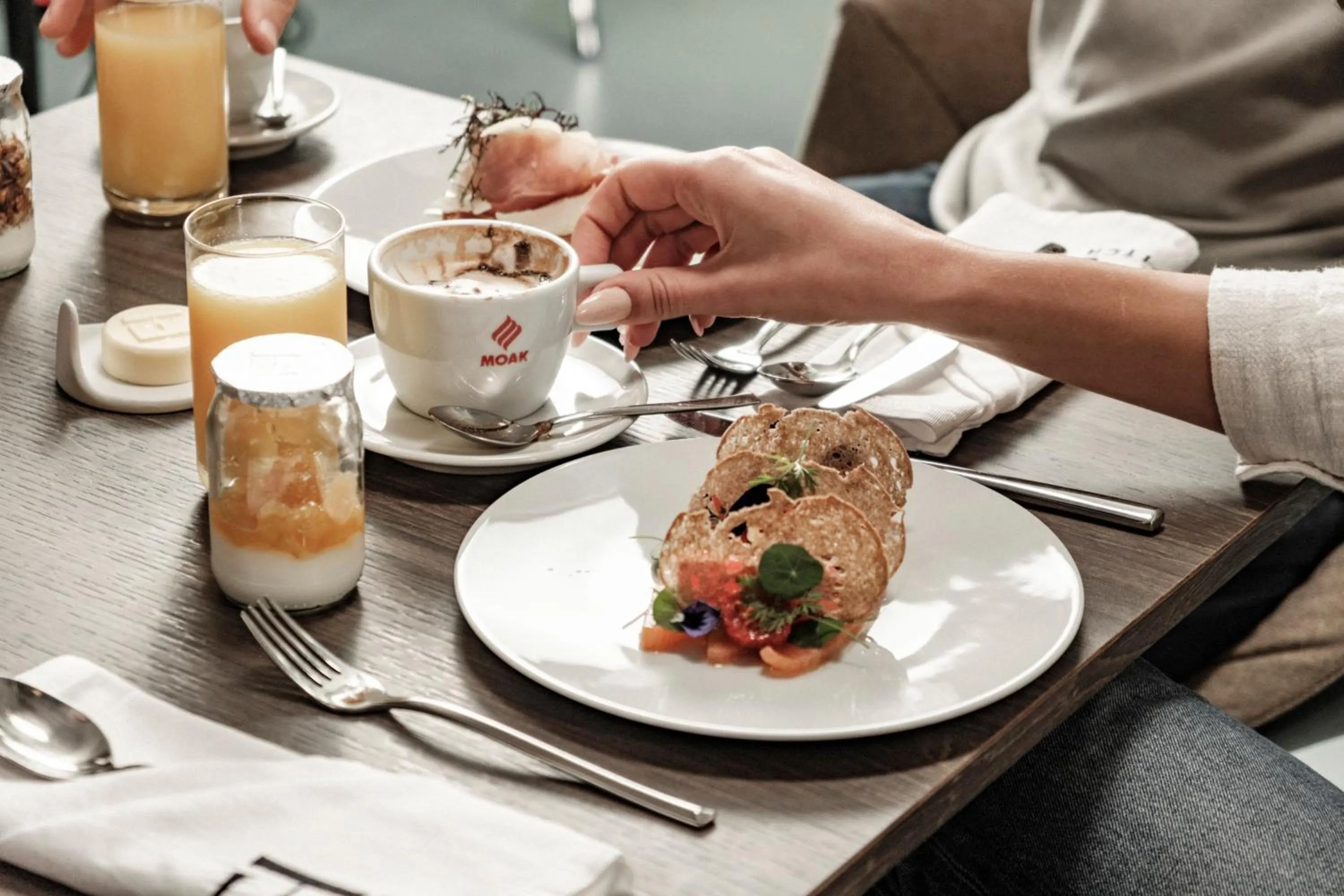 Coffee/tea facilities in Fitch Hotel