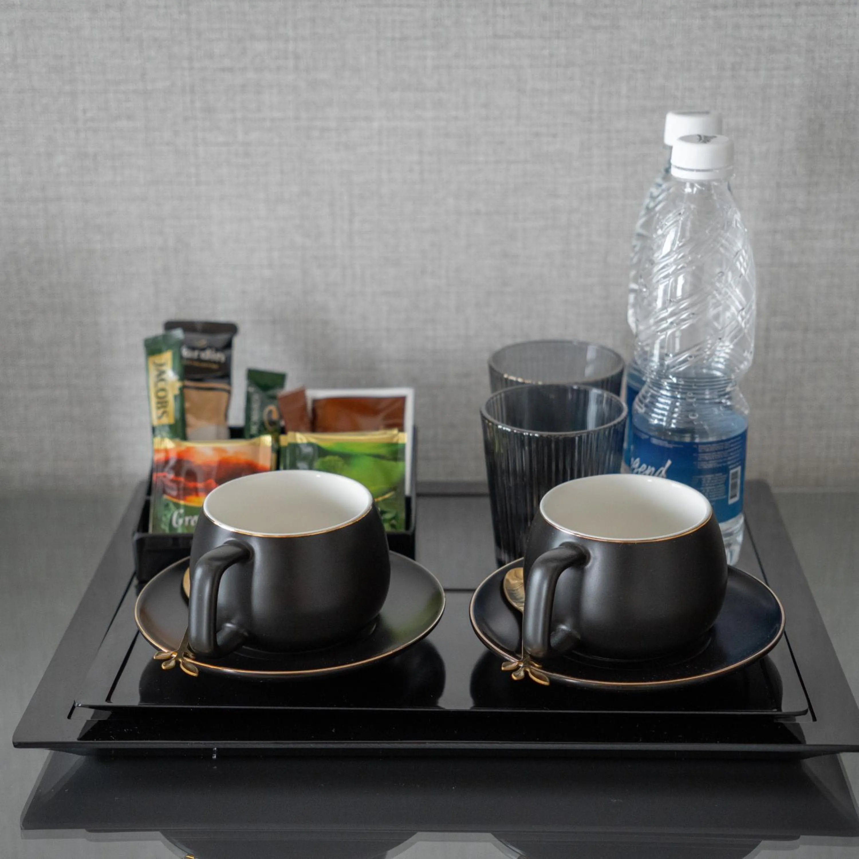 Kitchen or kitchenette in Five Hotel