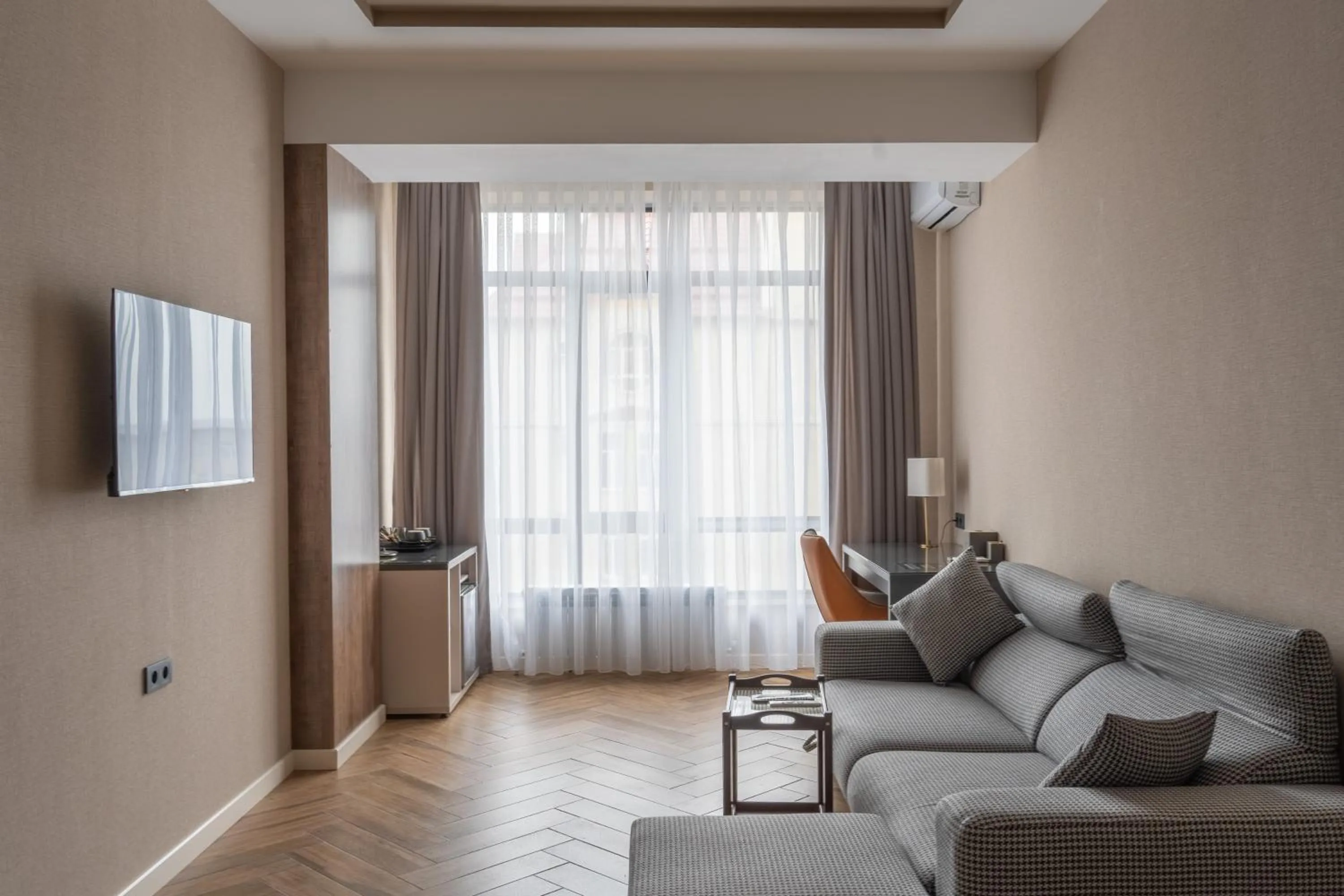 TV and multimedia, Bed in Five Hotel