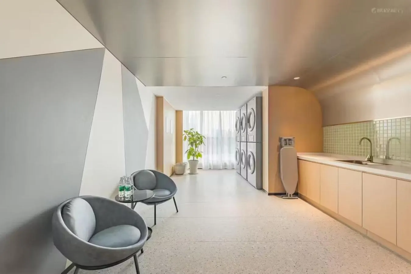 laundry in Holiday Inn Express Hangzhou Qianjiang CenturyCity by IHG