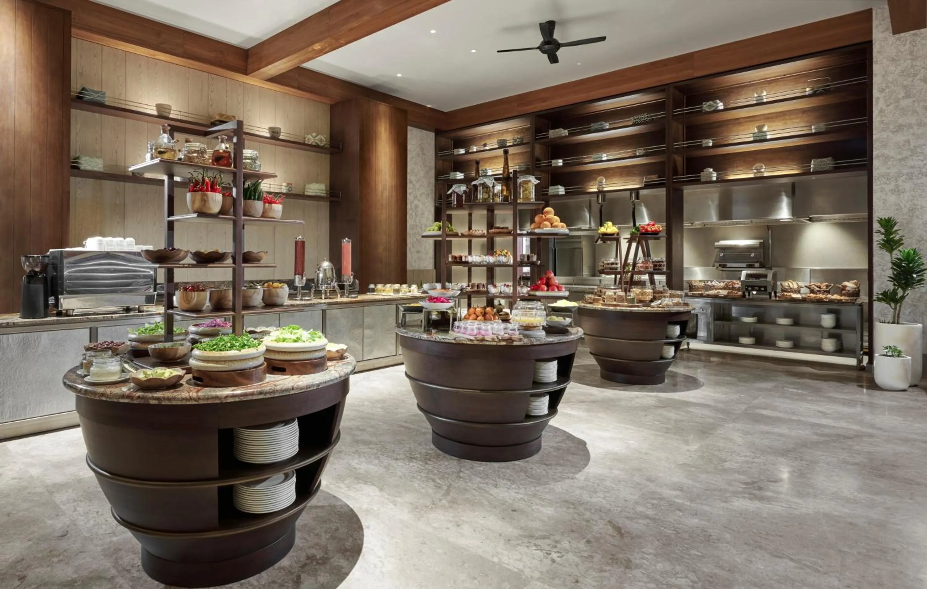 Restaurant/places to eat in Holiday Inn Resort Bali Canggu by IHG