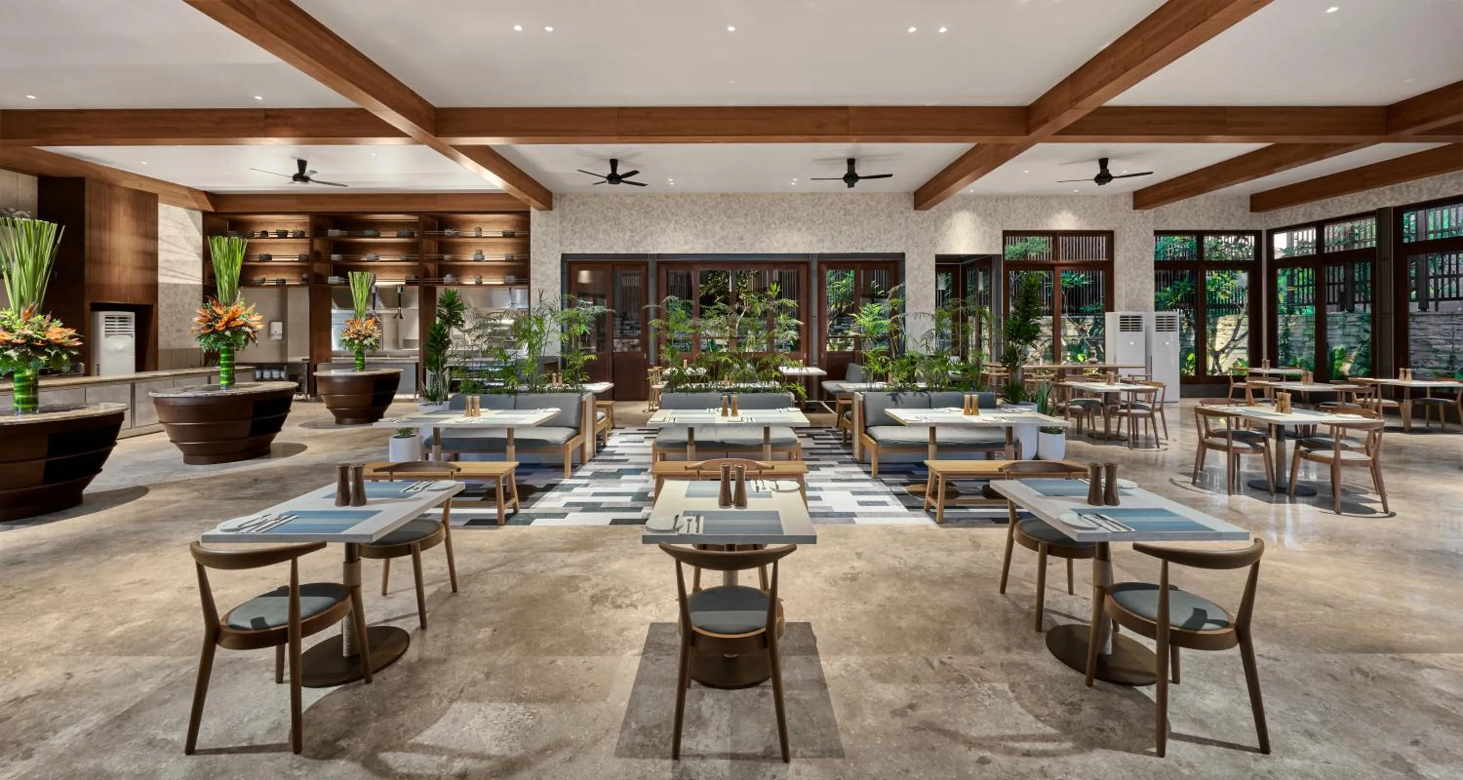 Restaurant/places to eat in Holiday Inn Resort Bali Canggu by IHG