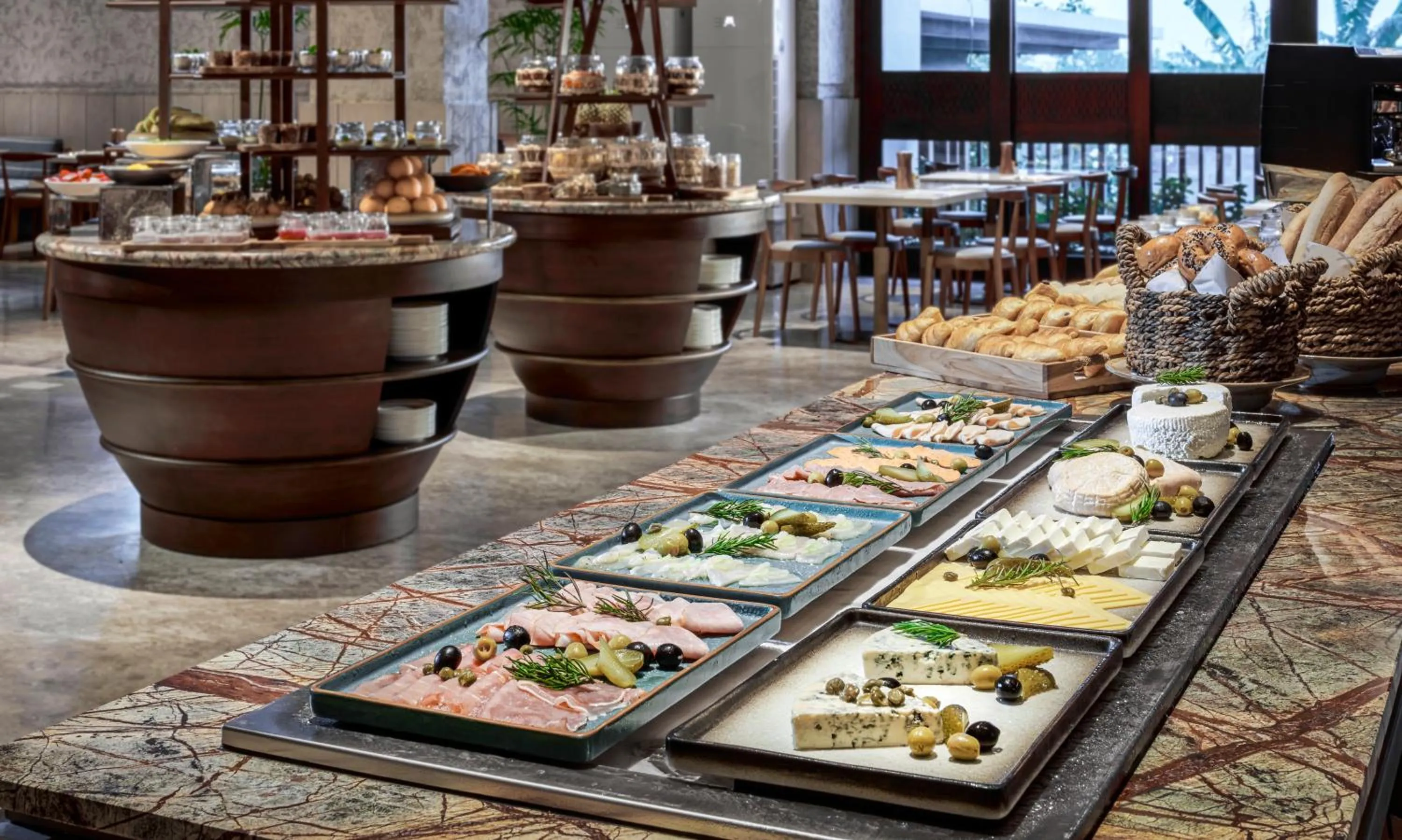 Restaurant/places to eat in Holiday Inn Resort Bali Canggu by IHG