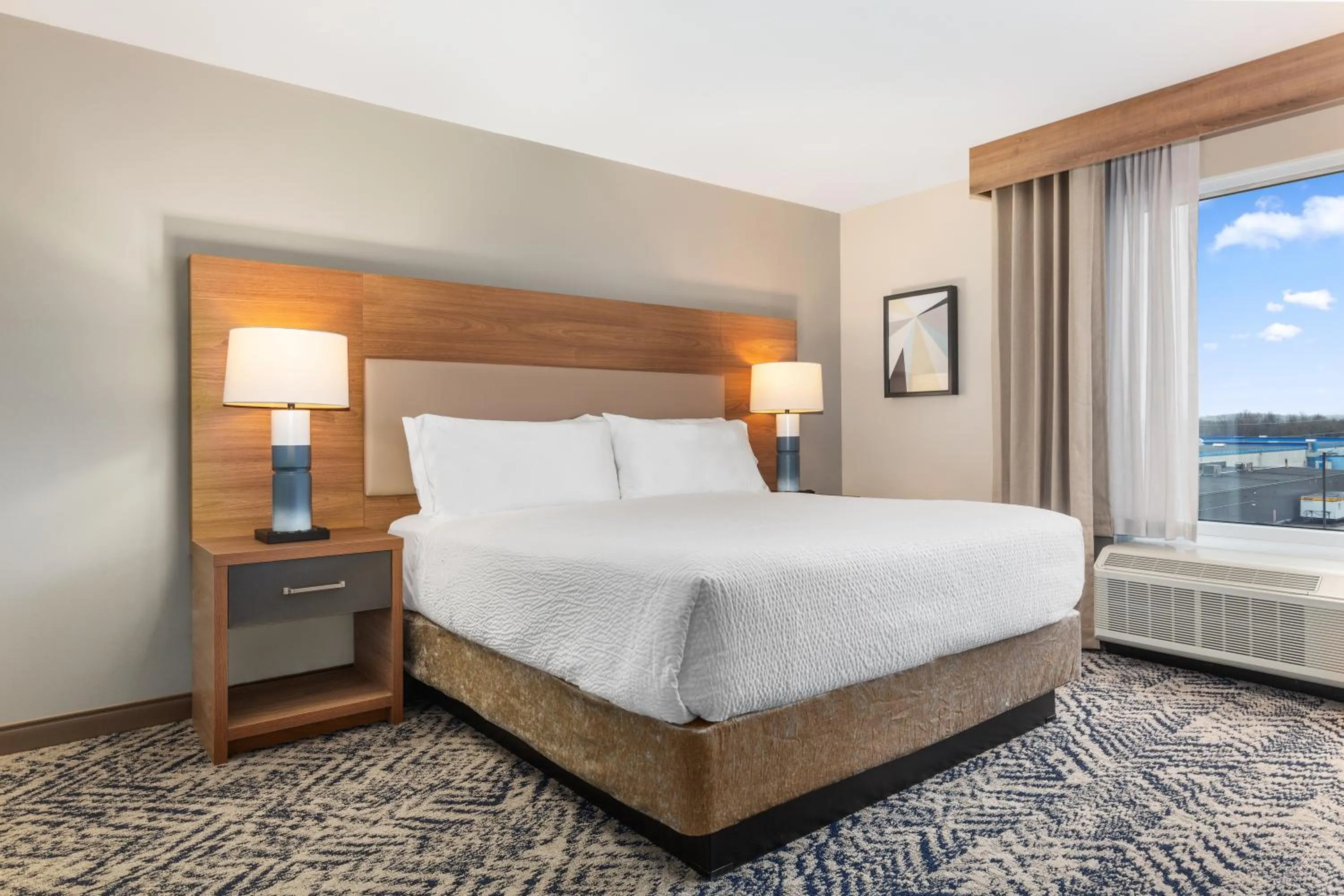 Bed in Candlewood Suites Collingwood by IHG