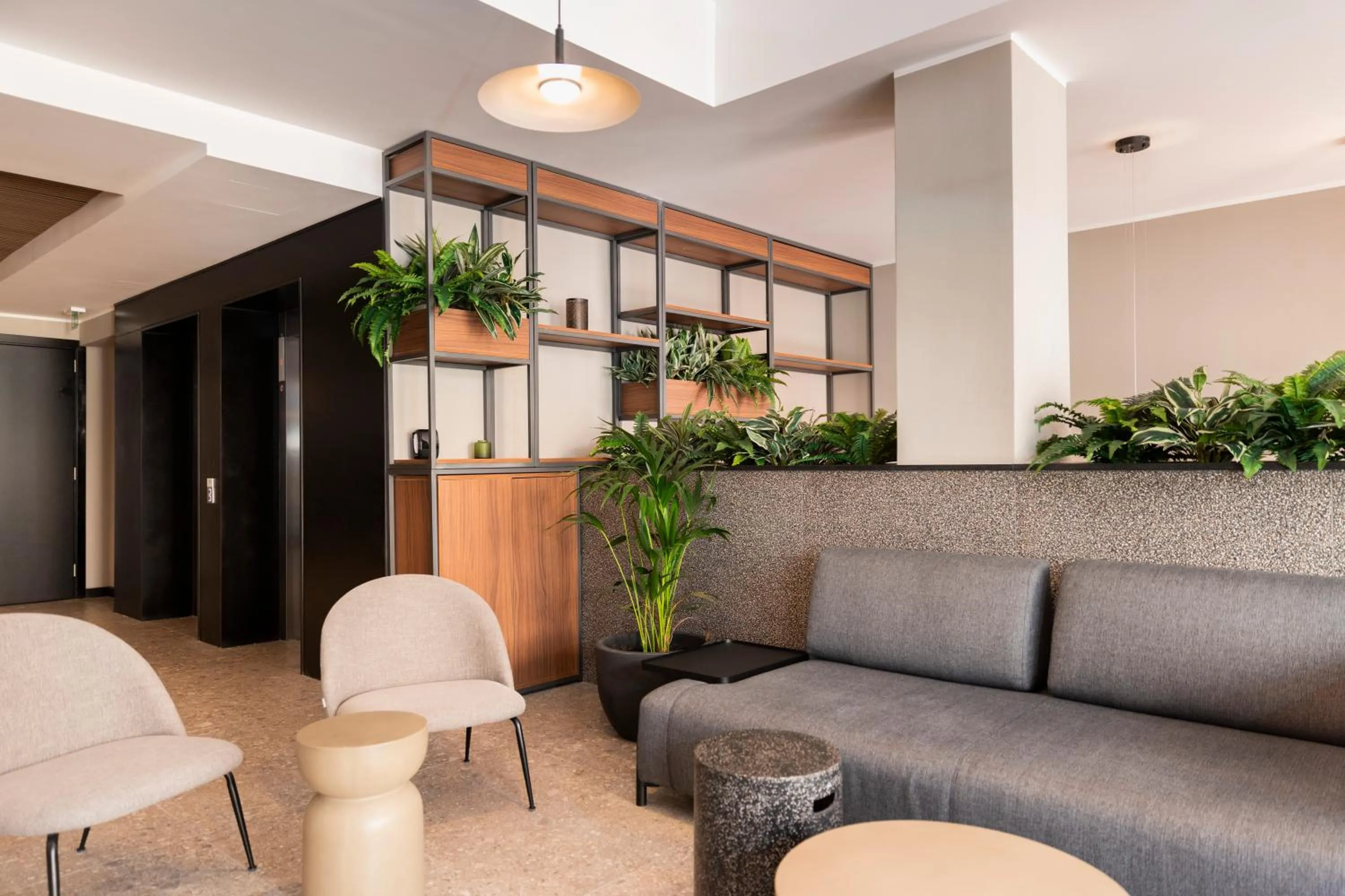 Lounge or bar in The Londoner Hotel St. Julian's