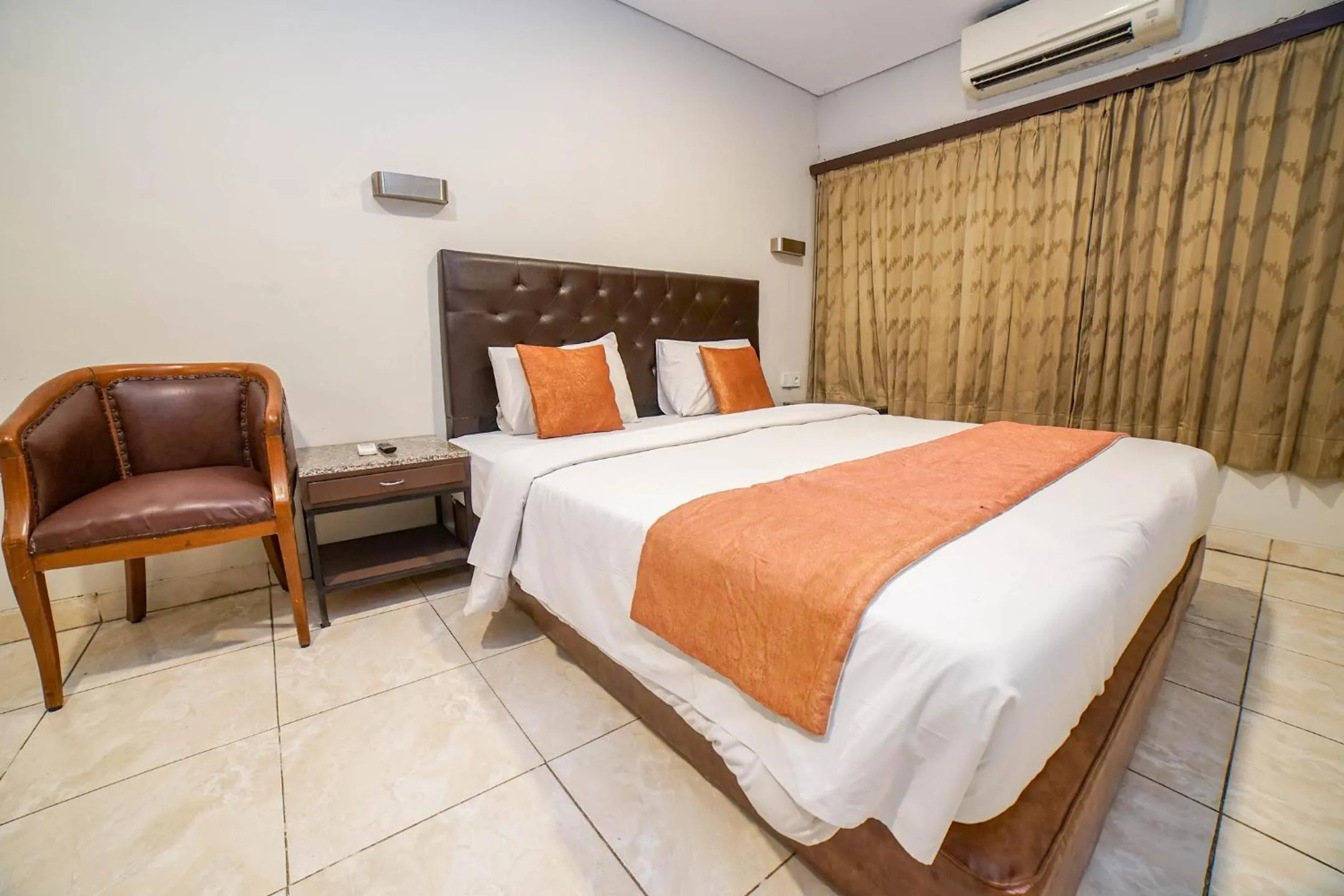 Bedroom in Hotel Kalisma by Alia