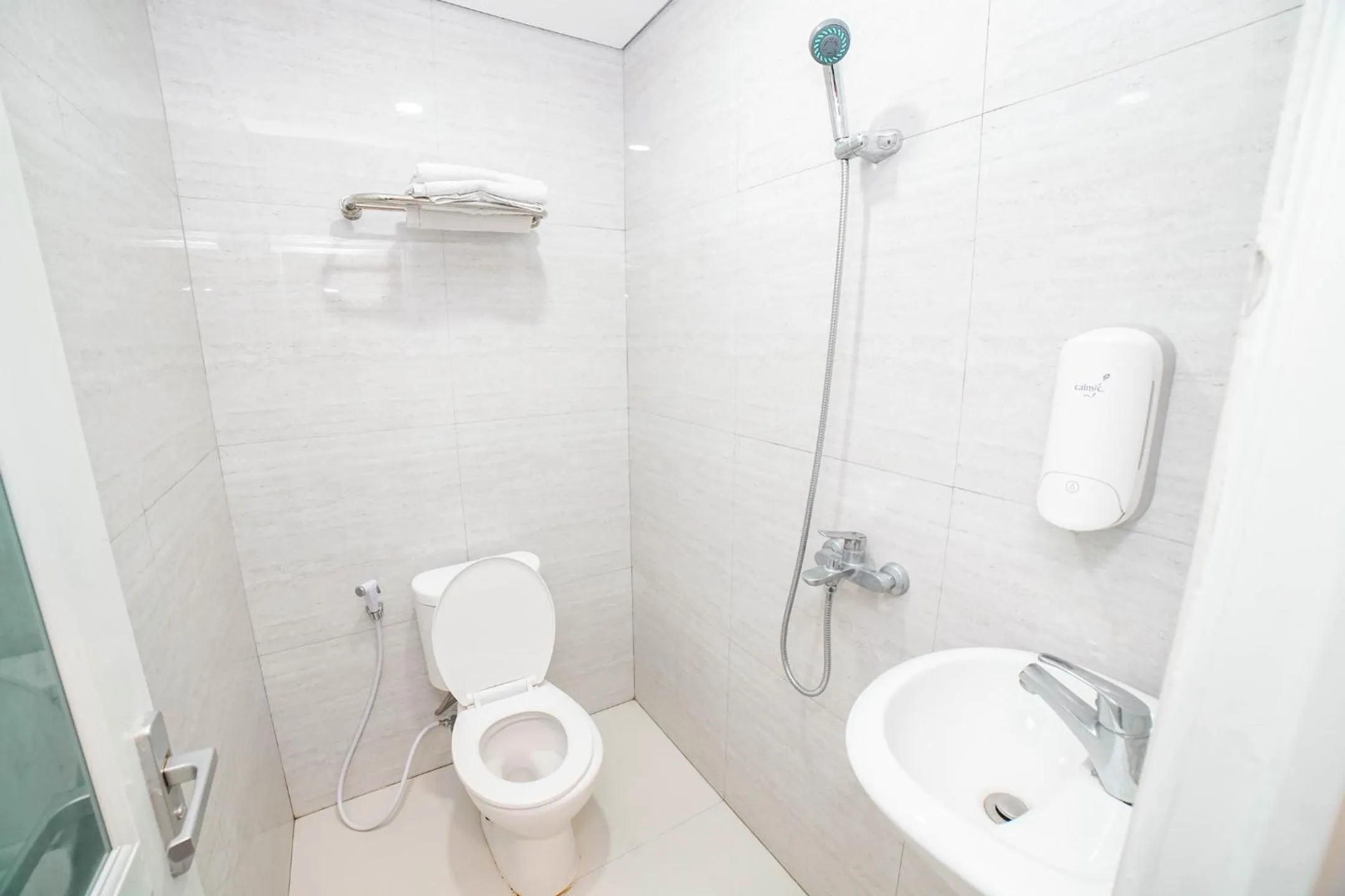 Bathroom in Hotel Kalisma by Alia