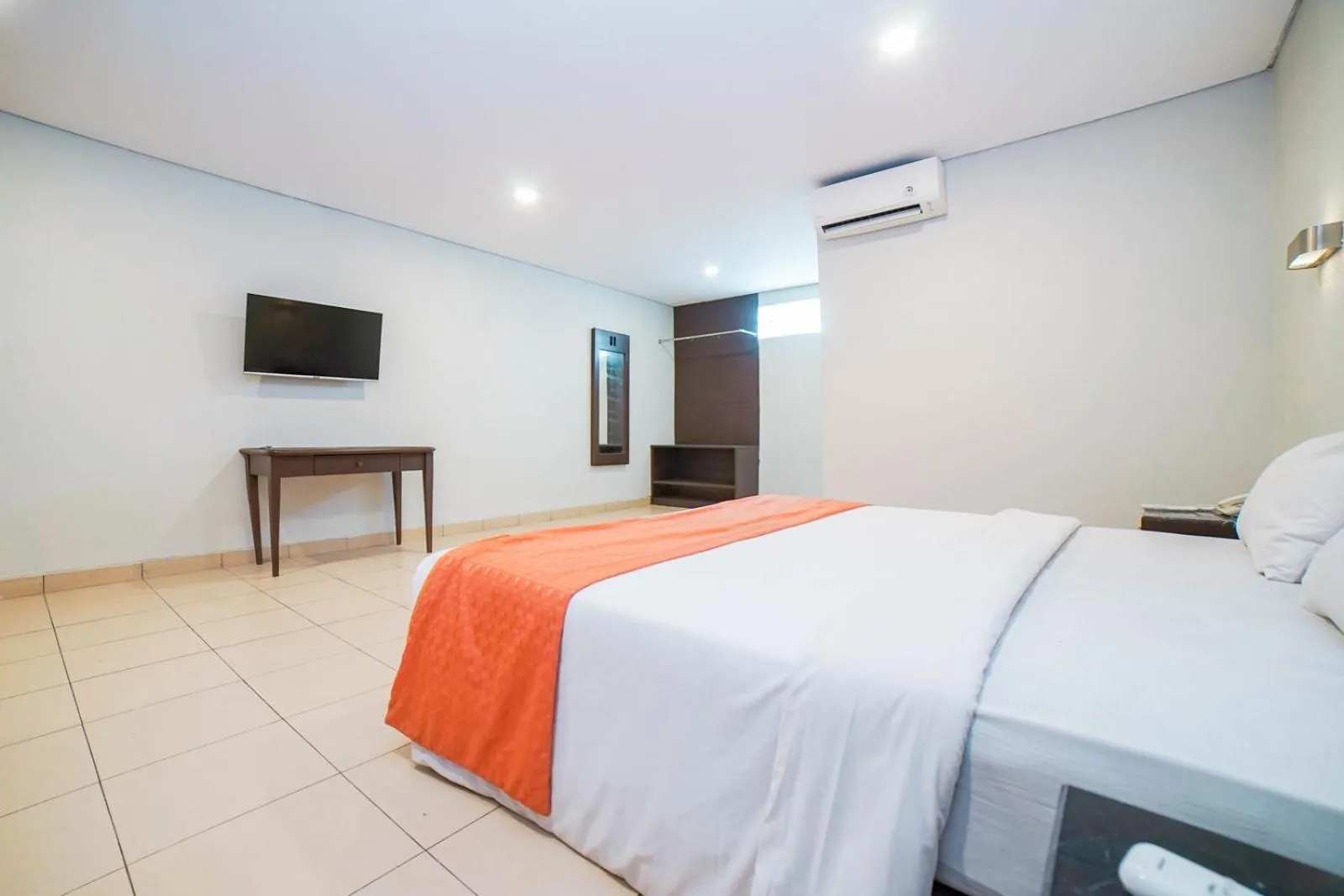 Bedroom in Hotel Kalisma by Alia