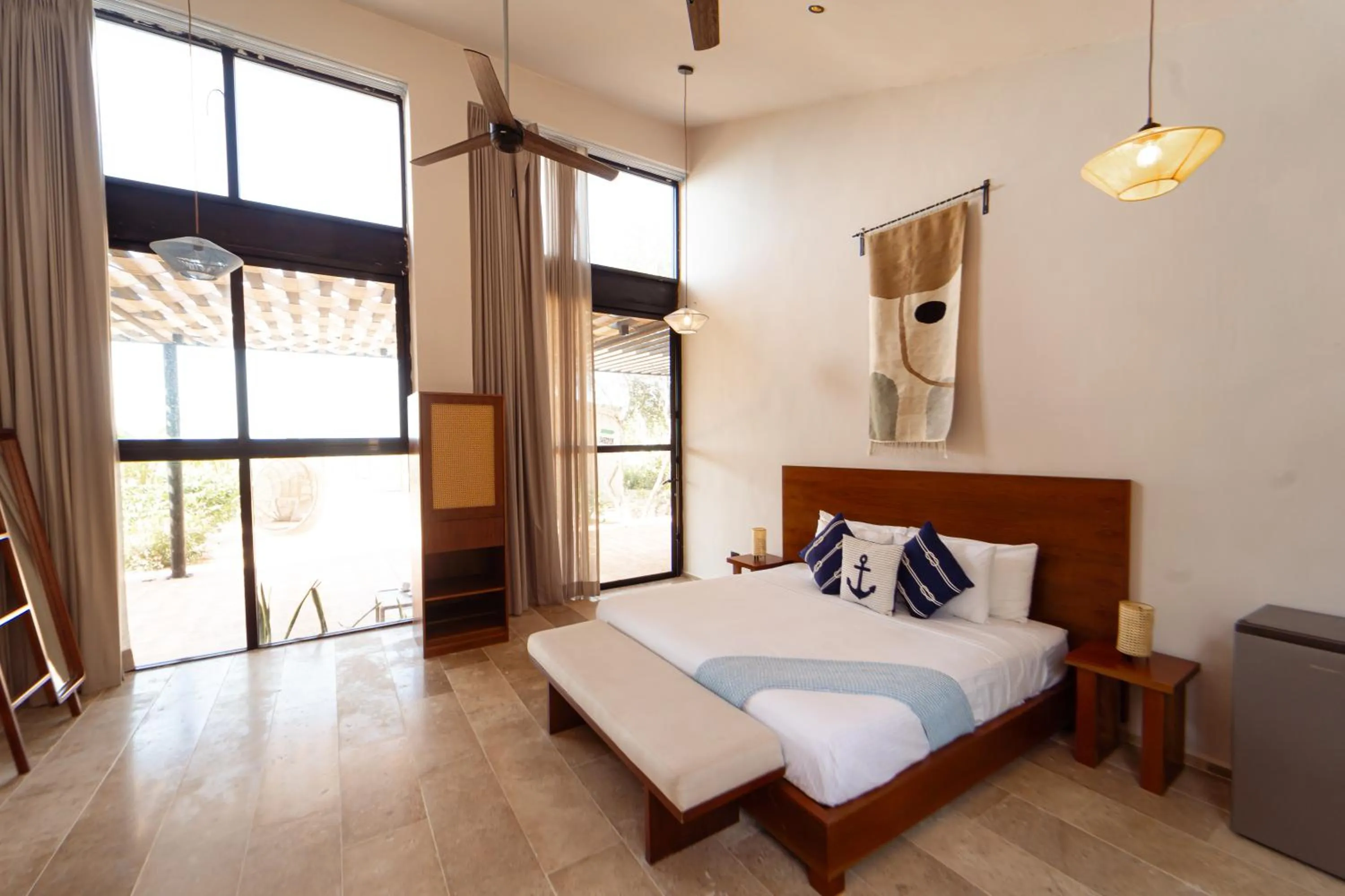 Photo of the whole room, Bed in Totem Beach Club - Celestun