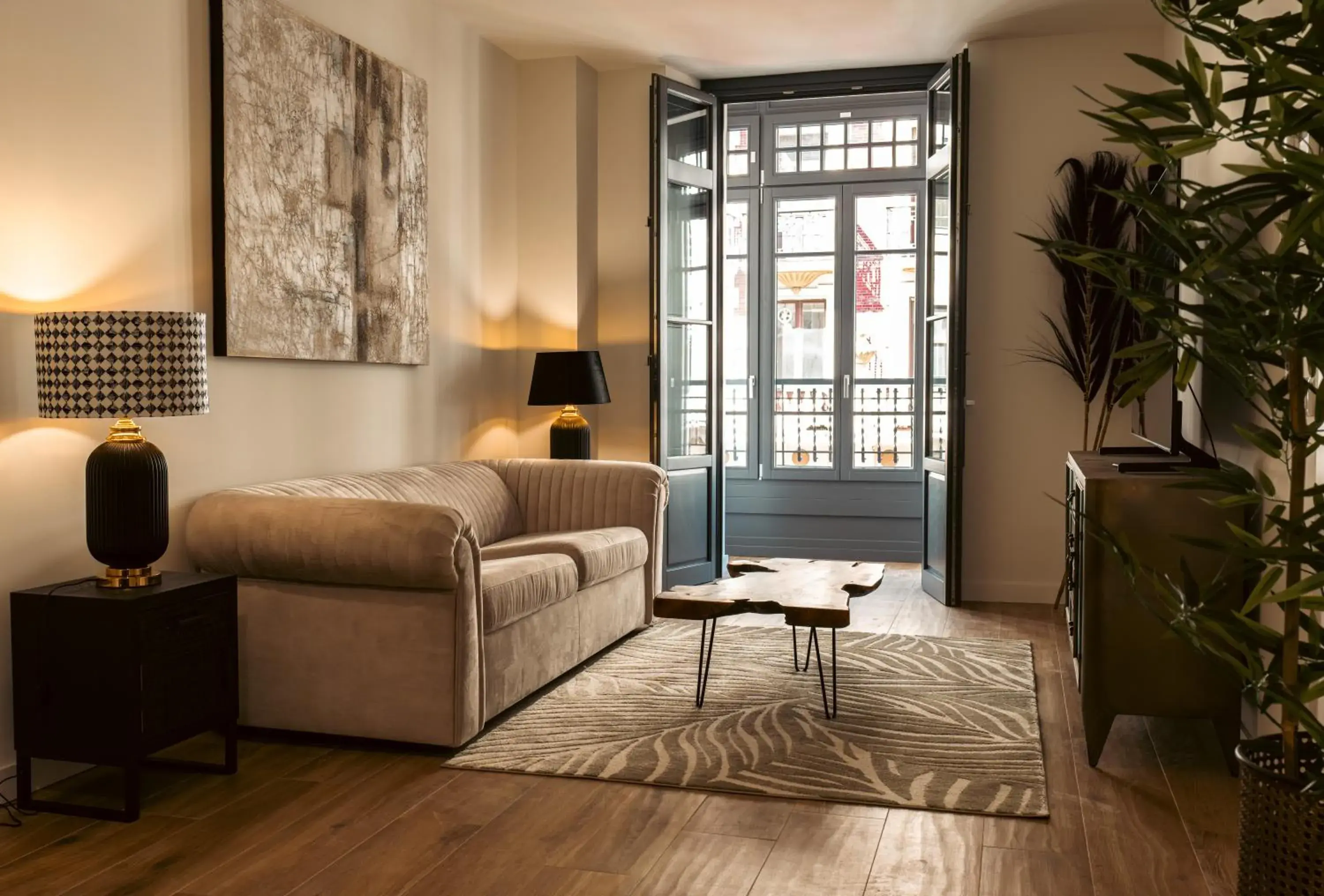 SUITE 1907 OVIEDO COLLECTION SUITE 1907 OVIEDO COLLECTION