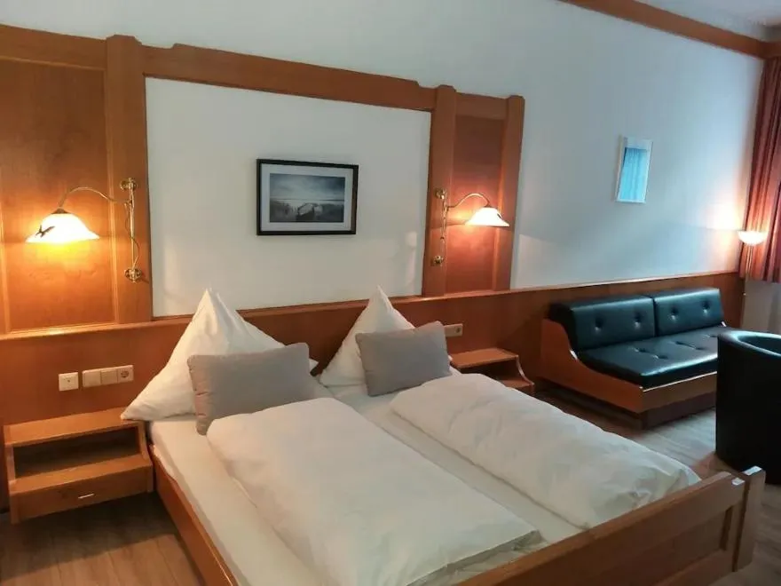 Hotel Sonne by Mastiff