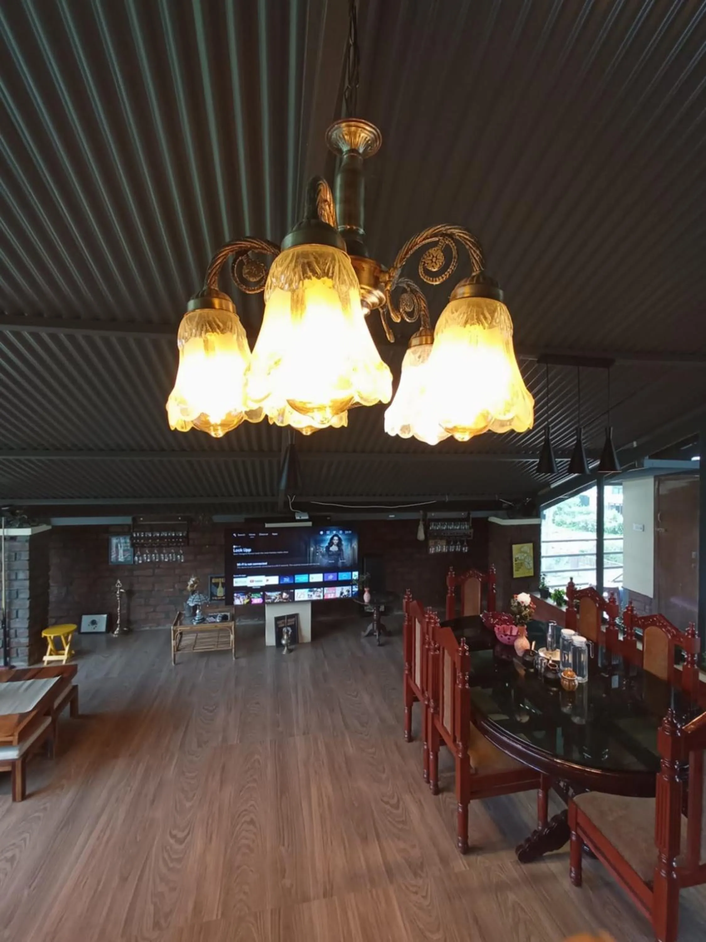 Dining area in Moonlight Chillers By LexStays