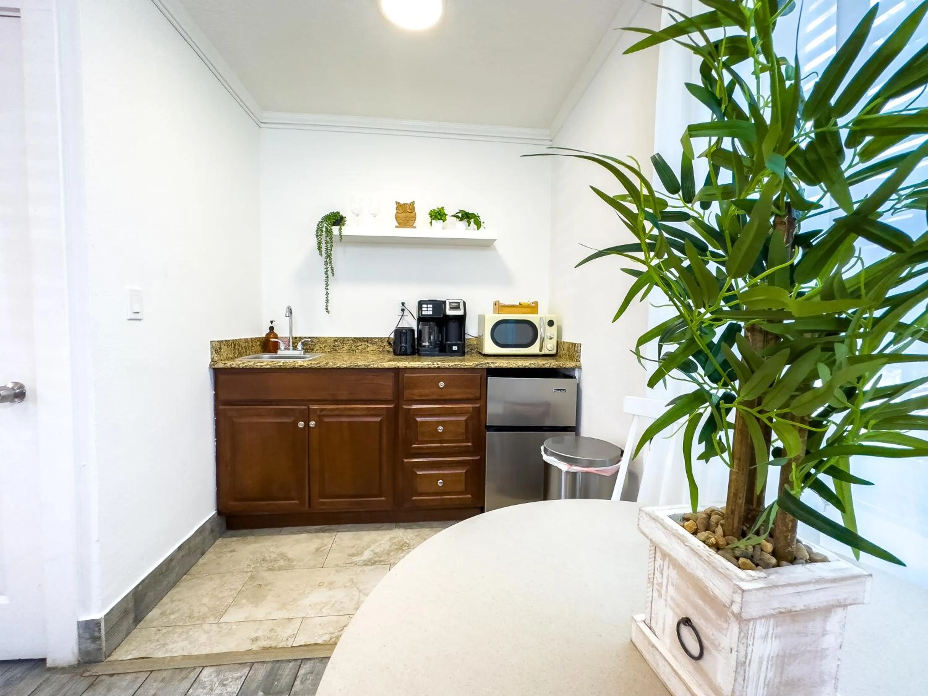 Kitchen/Kitchenette in Summerside Inn,clearwater belleair