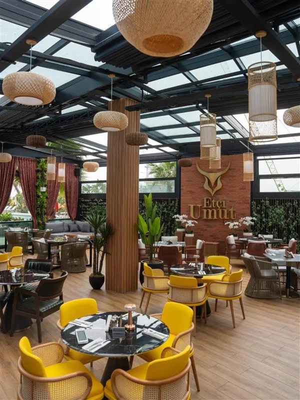 Restaurant/places to eat in DAMAC Maison Aykon City Dubai