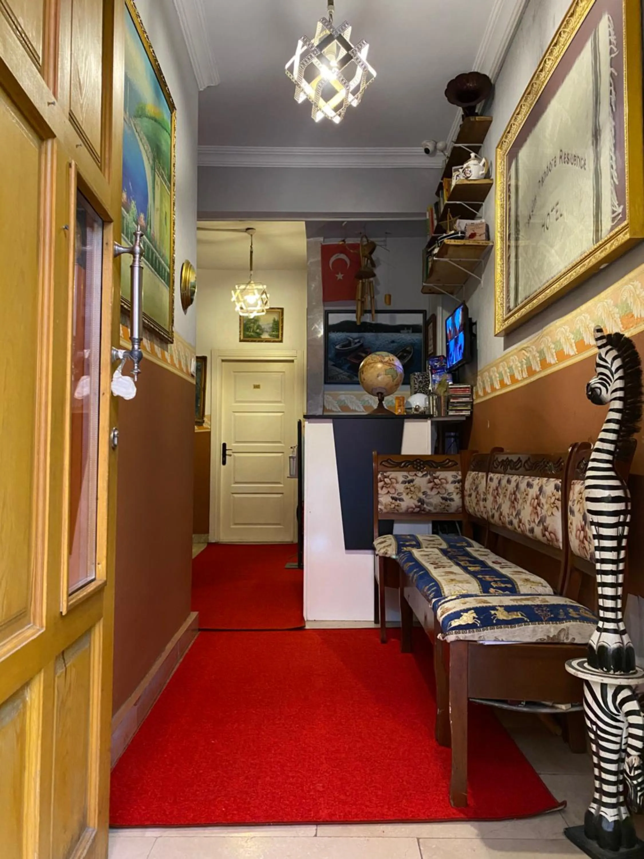 TV and multimedia in Taksim Pandora hotel