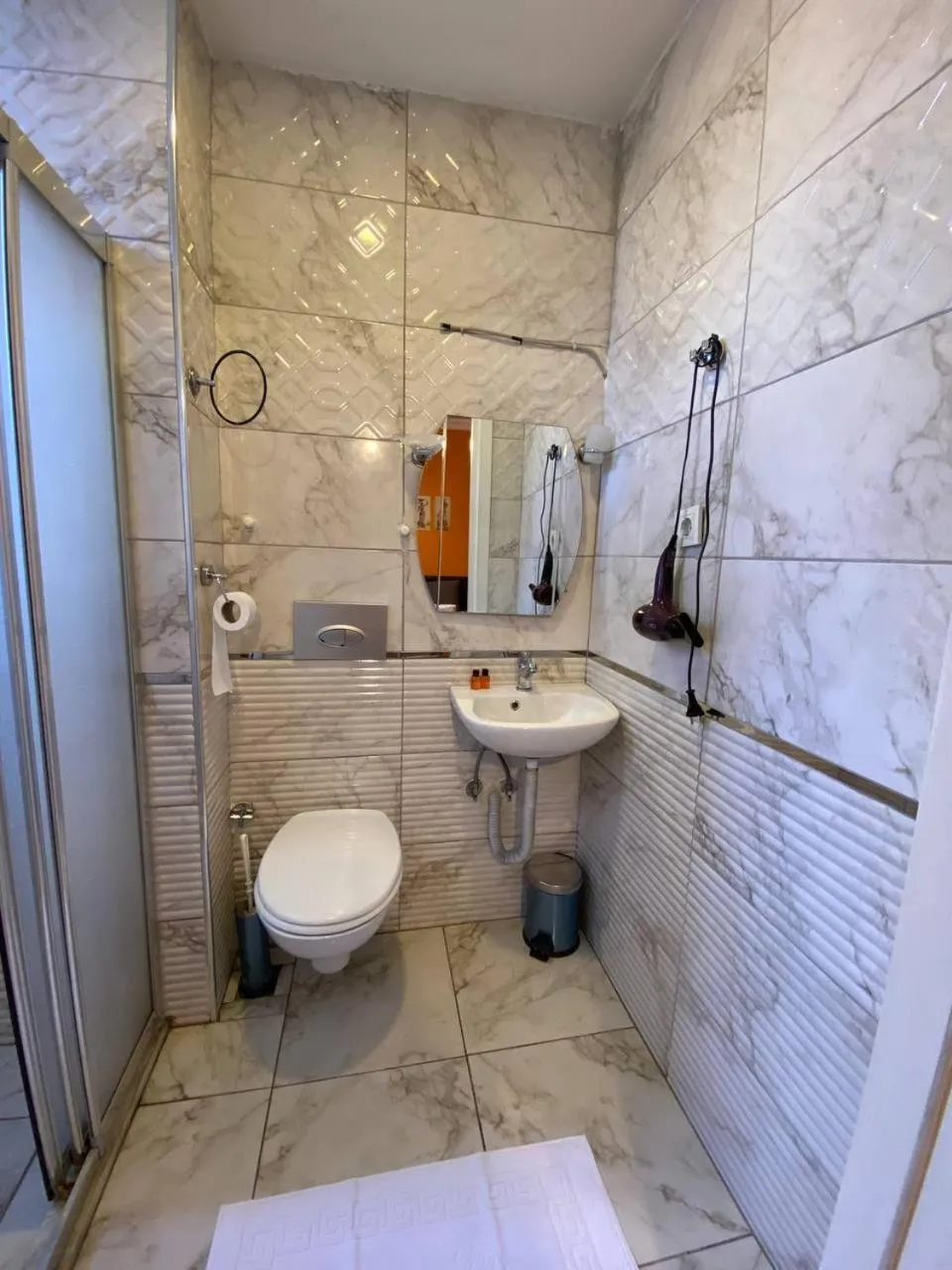 Shower in Taksim Pandora hotel