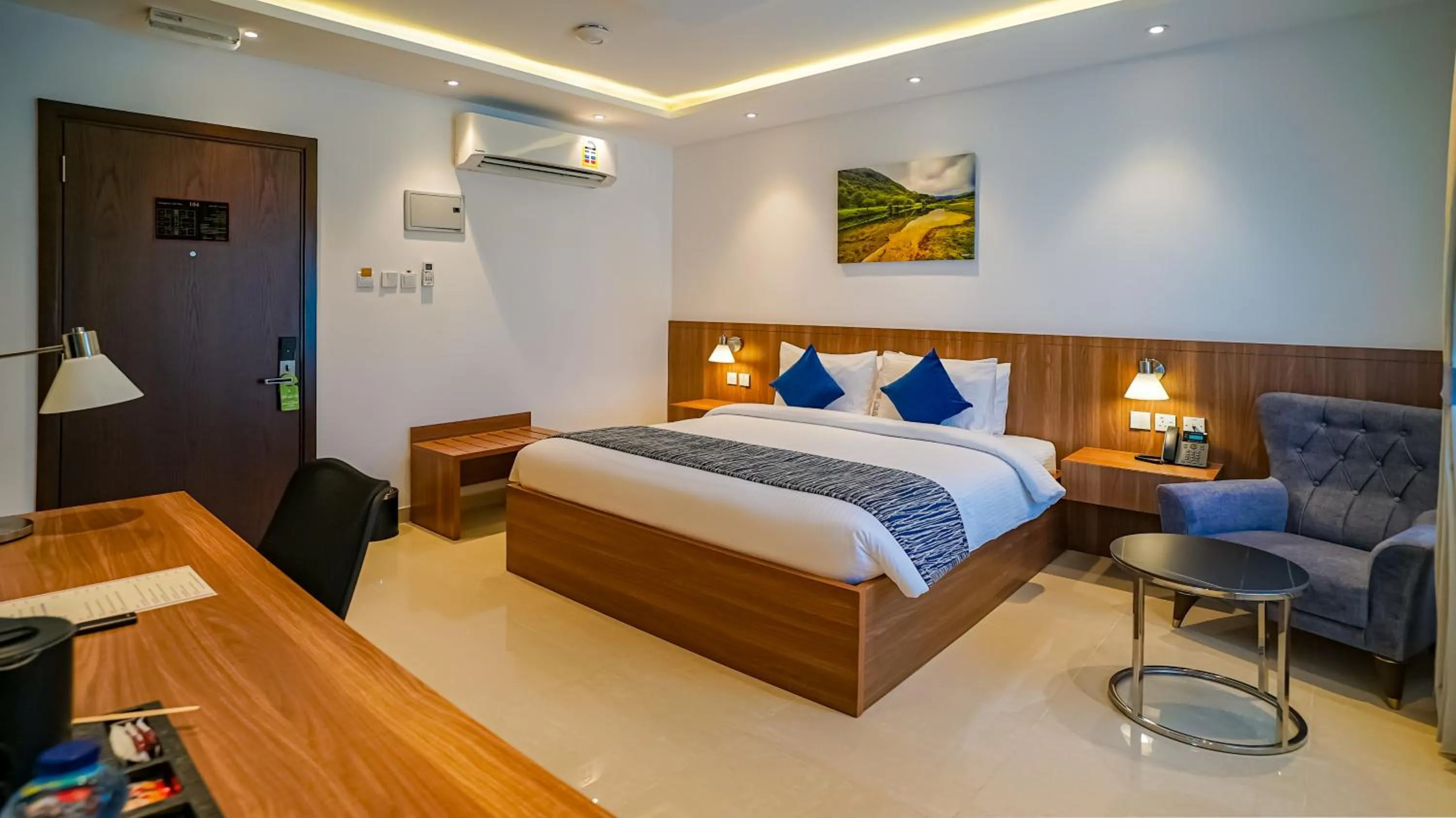 Bedroom, Bed in Duqm Express Hotel