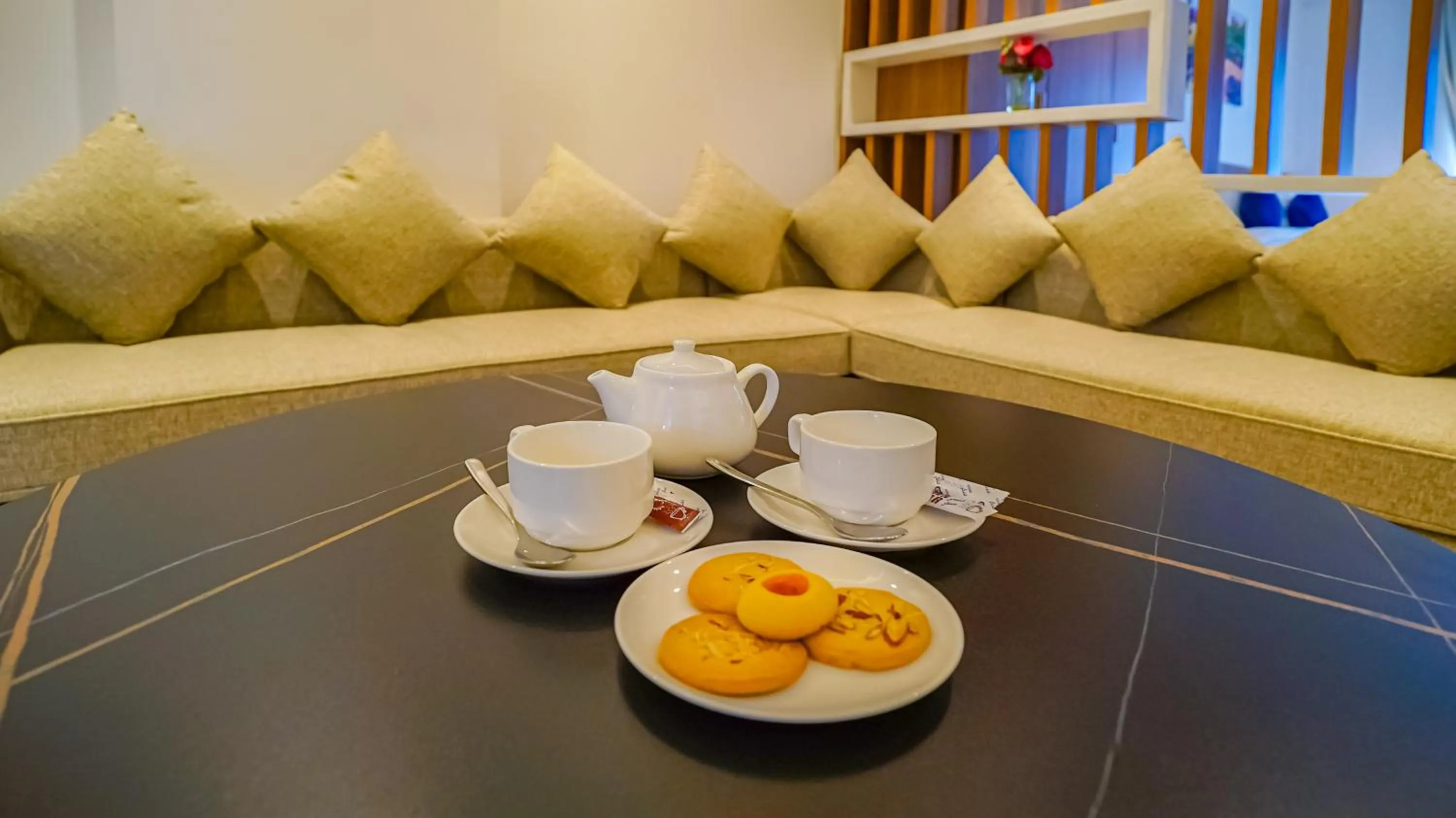 Food and drinks in Duqm Express Hotel