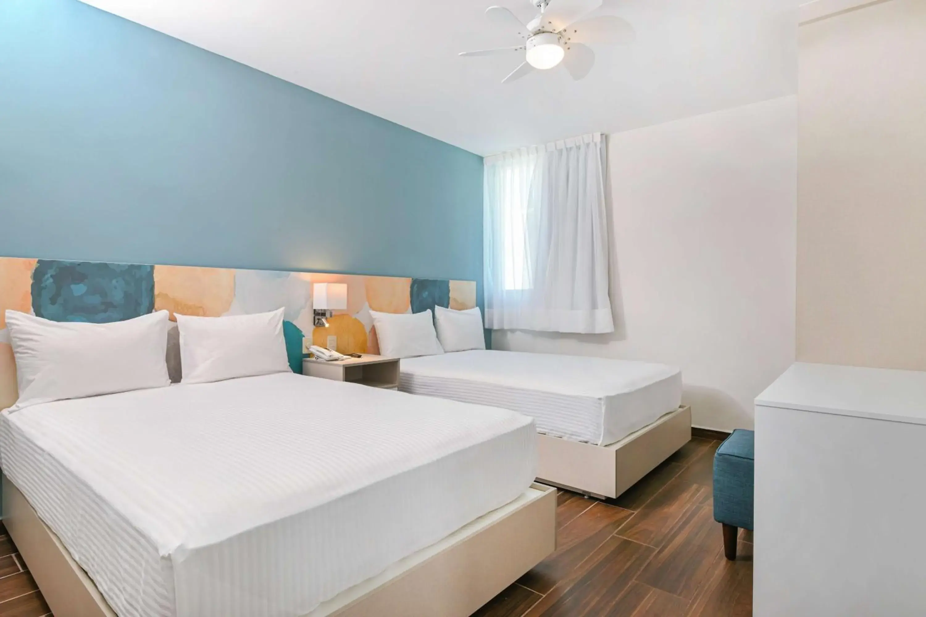 Suite with Two Double Beds and Sofa Bed - Non-Smoking in Vista Express Guadalajara Expo SureStay Collection by BW Suite with Two Double Beds and Sofa Bed - Non-Smoking in Vista Express Guadalajara Expo SureStay Collection by BW