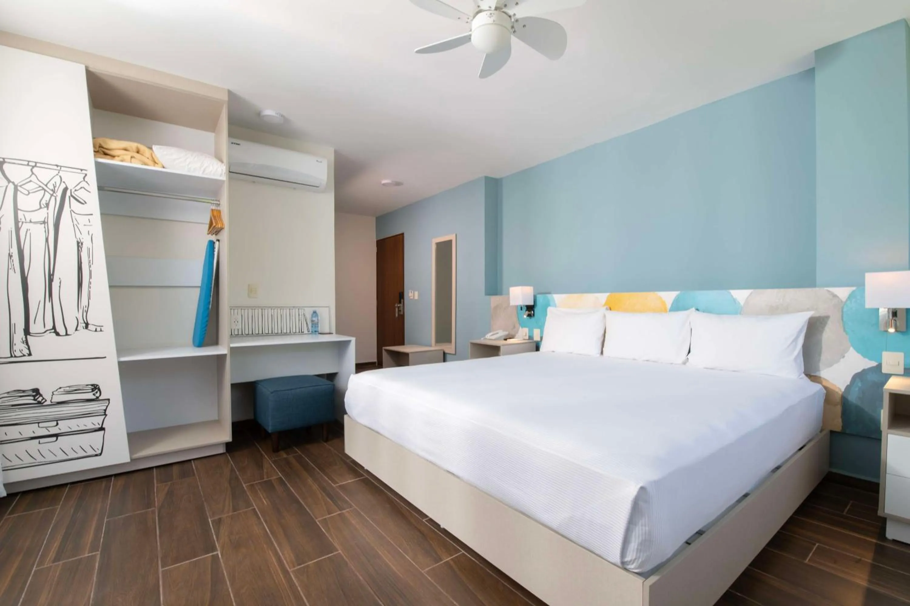 Bedroom, Bed in Vista Express Guadalajara Expo SureStay Collection by BW