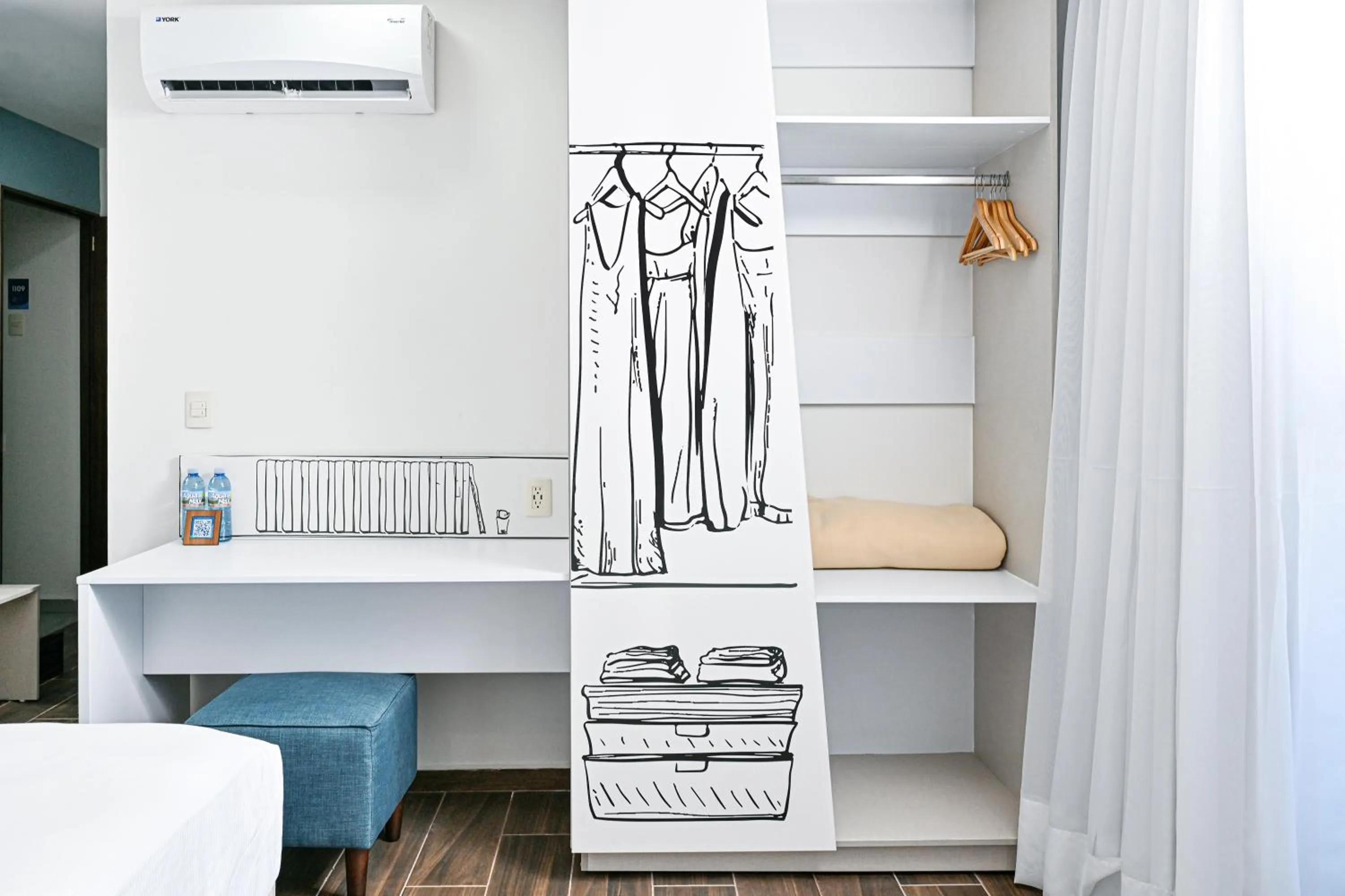 furniture in Vista Express Guadalajara Expo SureStay Collection by BW