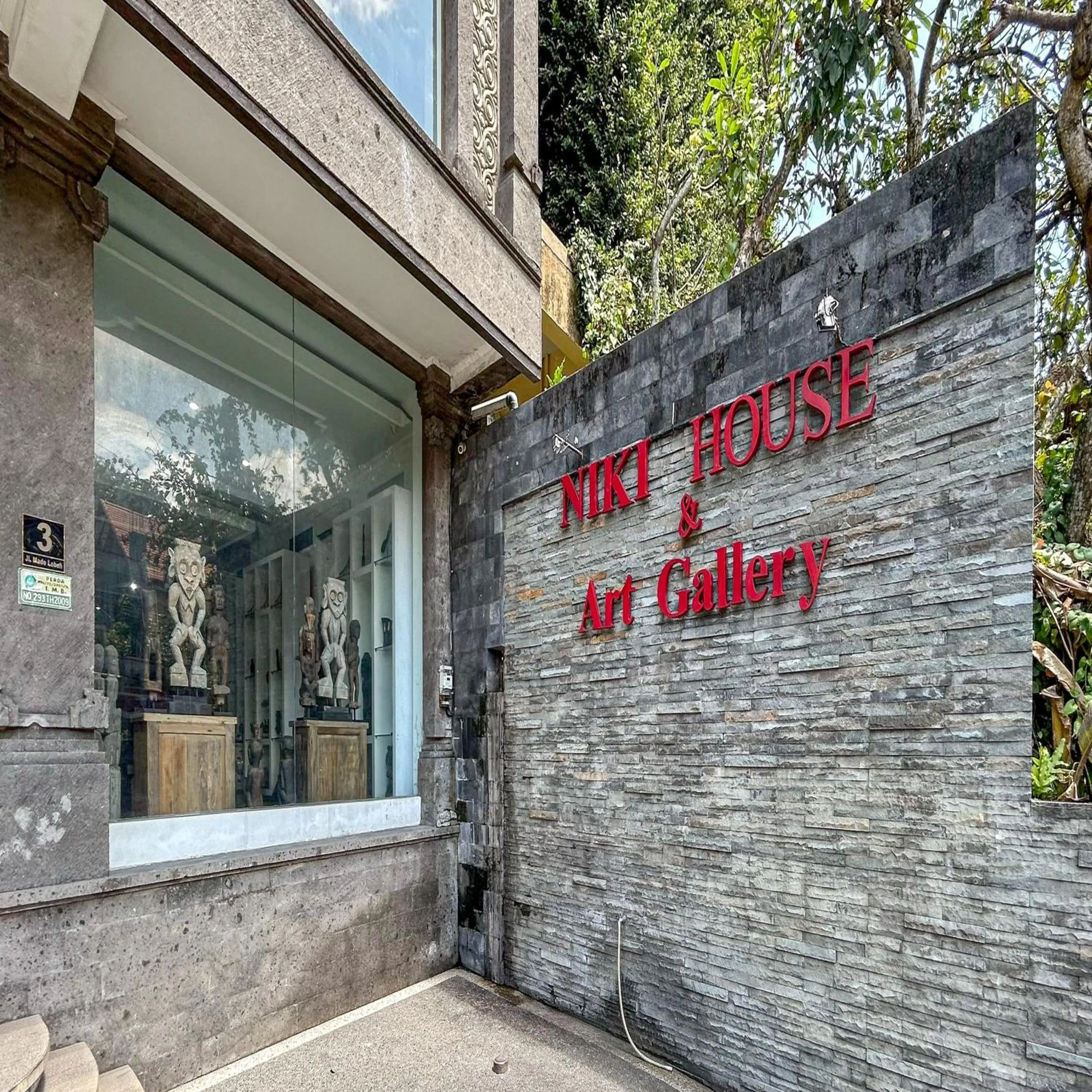 Facade/entrance in Niki House Ubud Bali