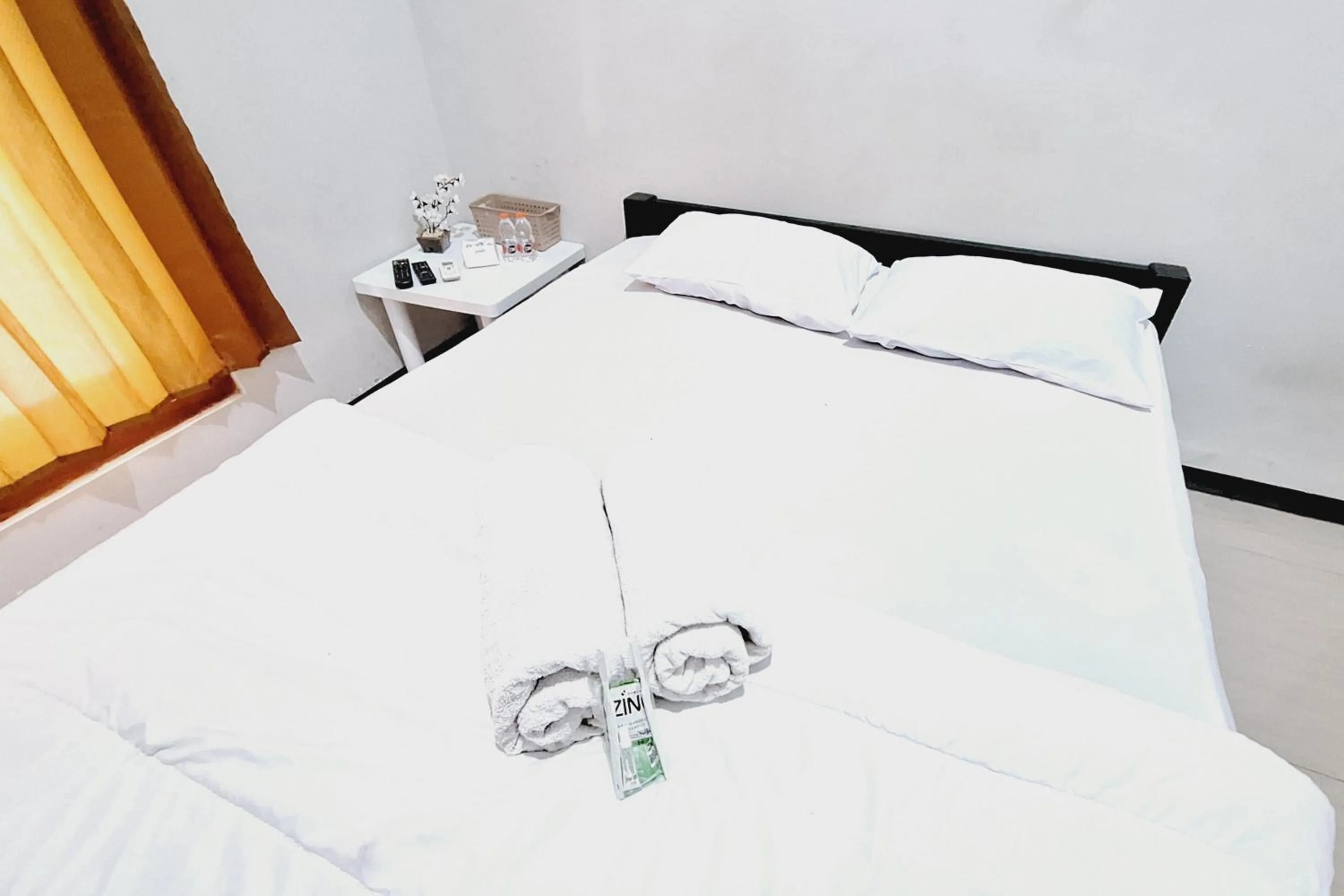 Bedroom, Bed in HKP Homestay RedPartner Blitar