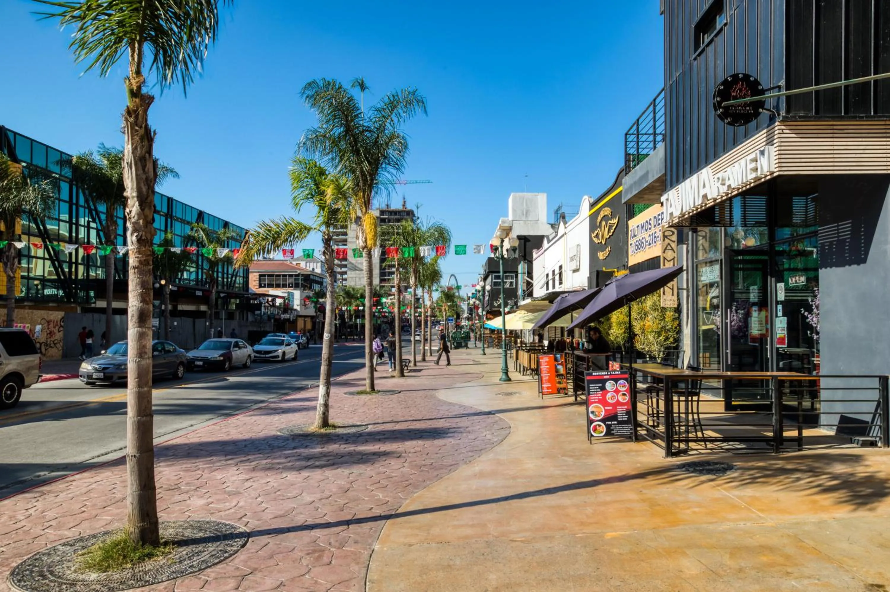 Street view in Downtown Designer Apartments by ULIV