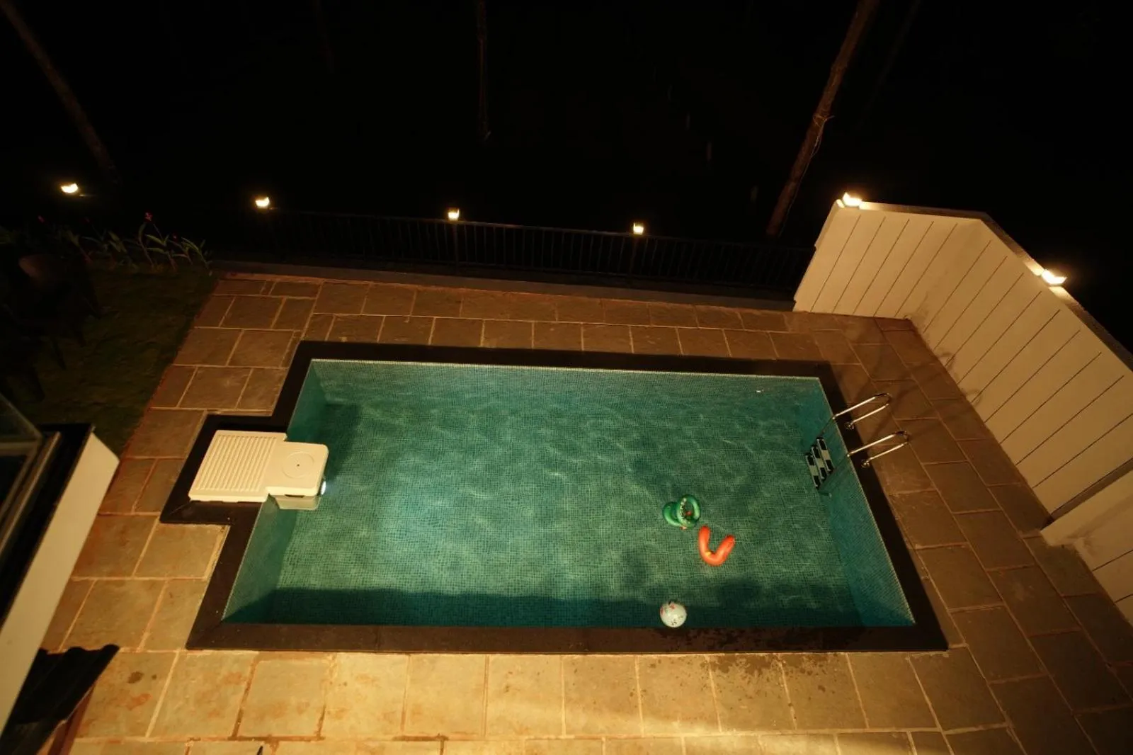 Pool view in Pabis luxurious stay