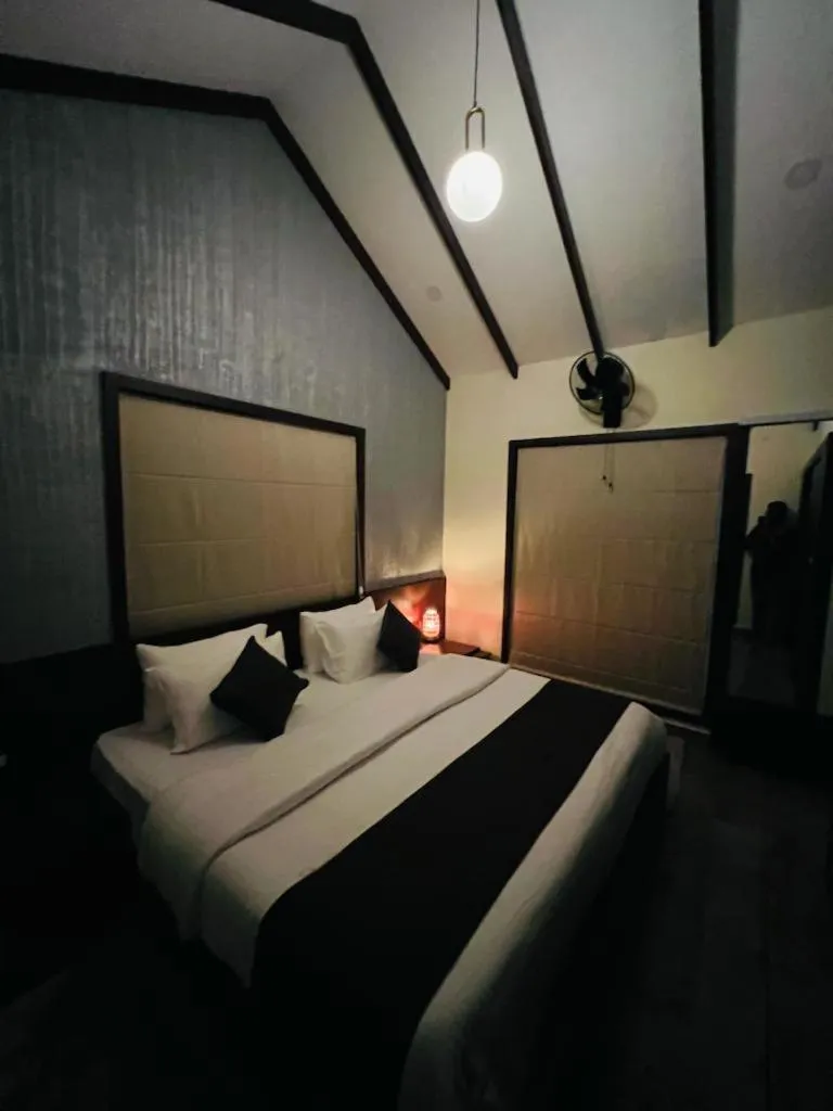 Bed in Pabis luxurious stay