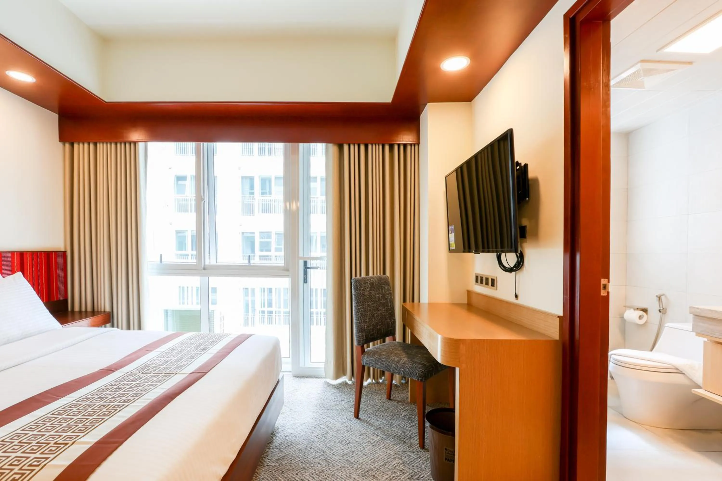 TV and multimedia, Bed in Sotogrande Hotel Baguio