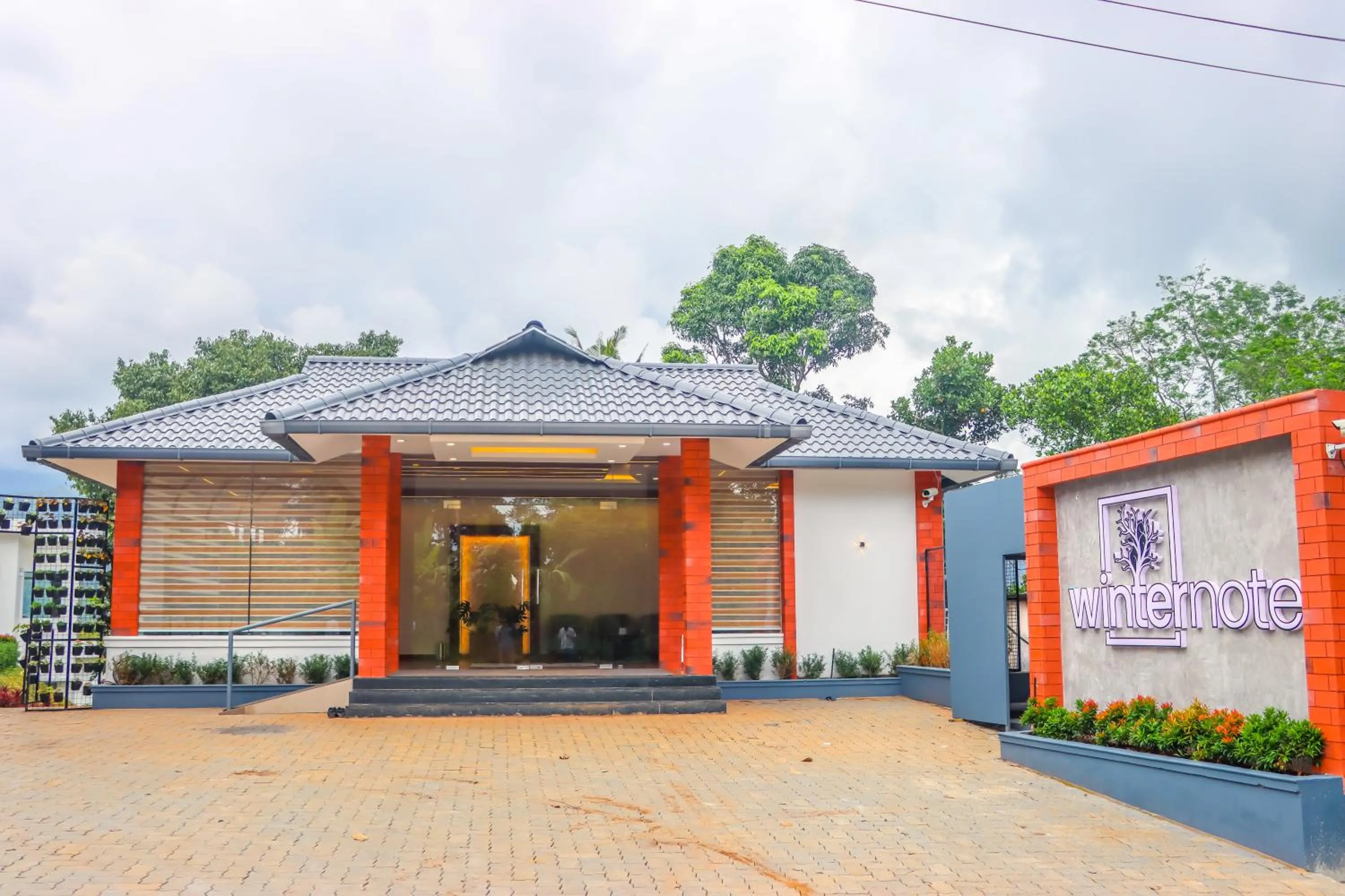 Facade/entrance in Winter Note Resorts