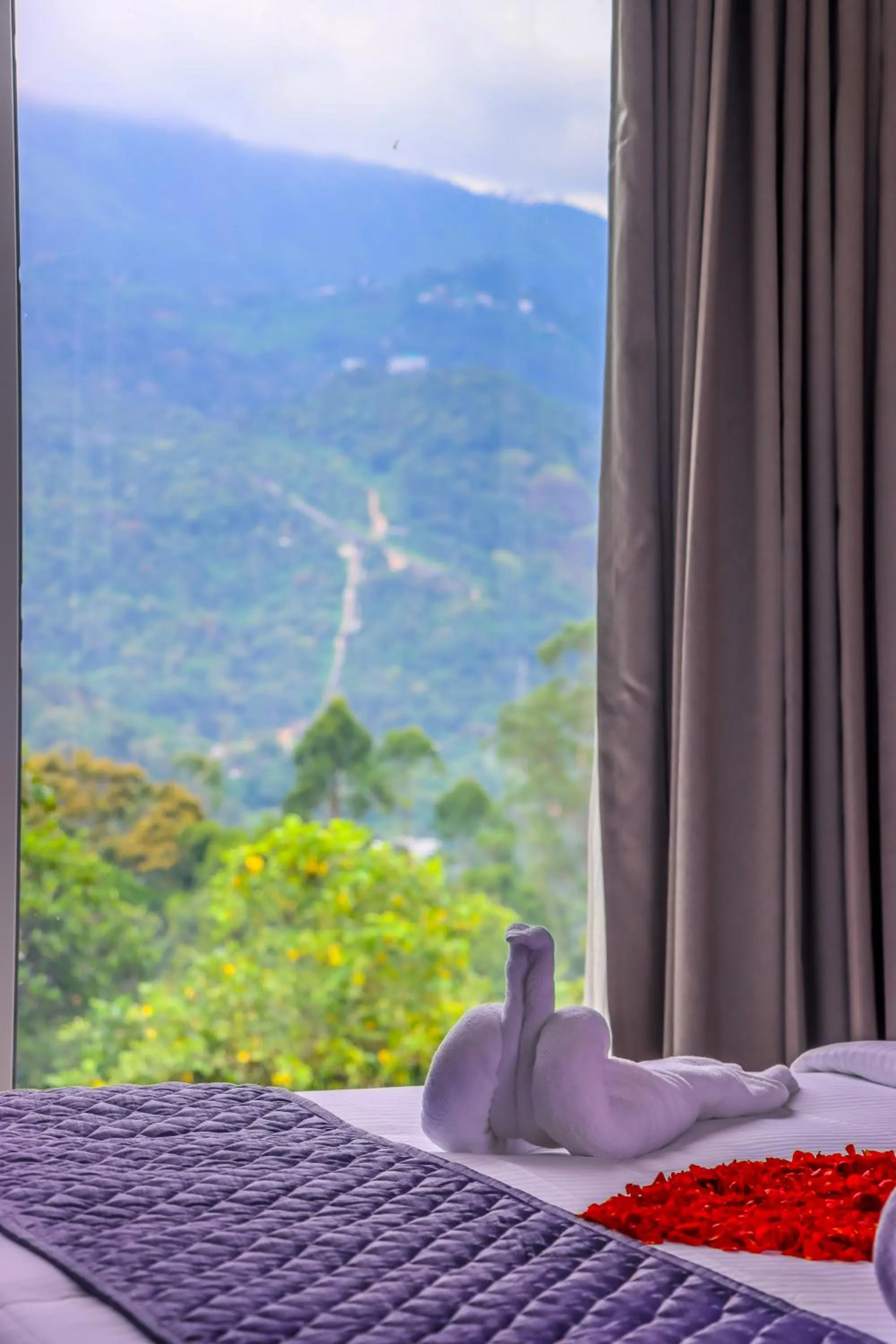 View (from property/room), Bed in Winter Note Resorts