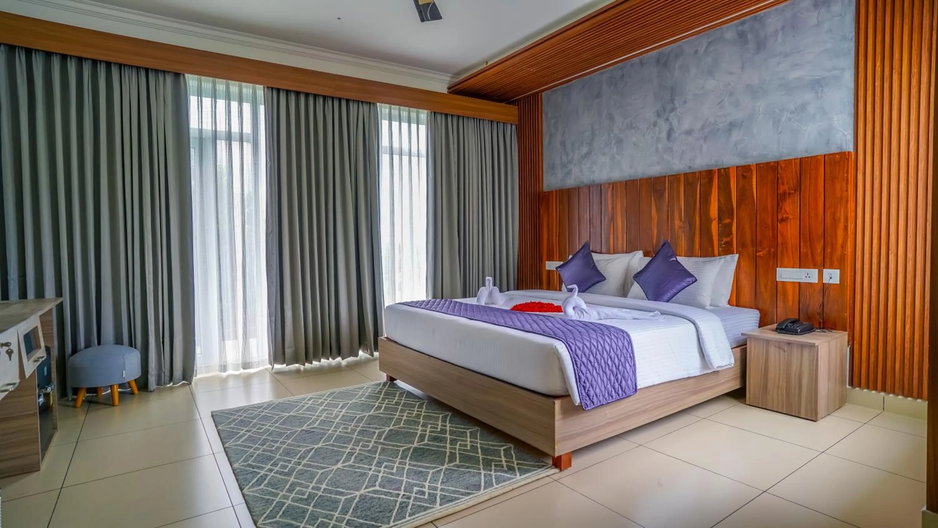 Photo of the whole room, Bed in Winter Note Resorts