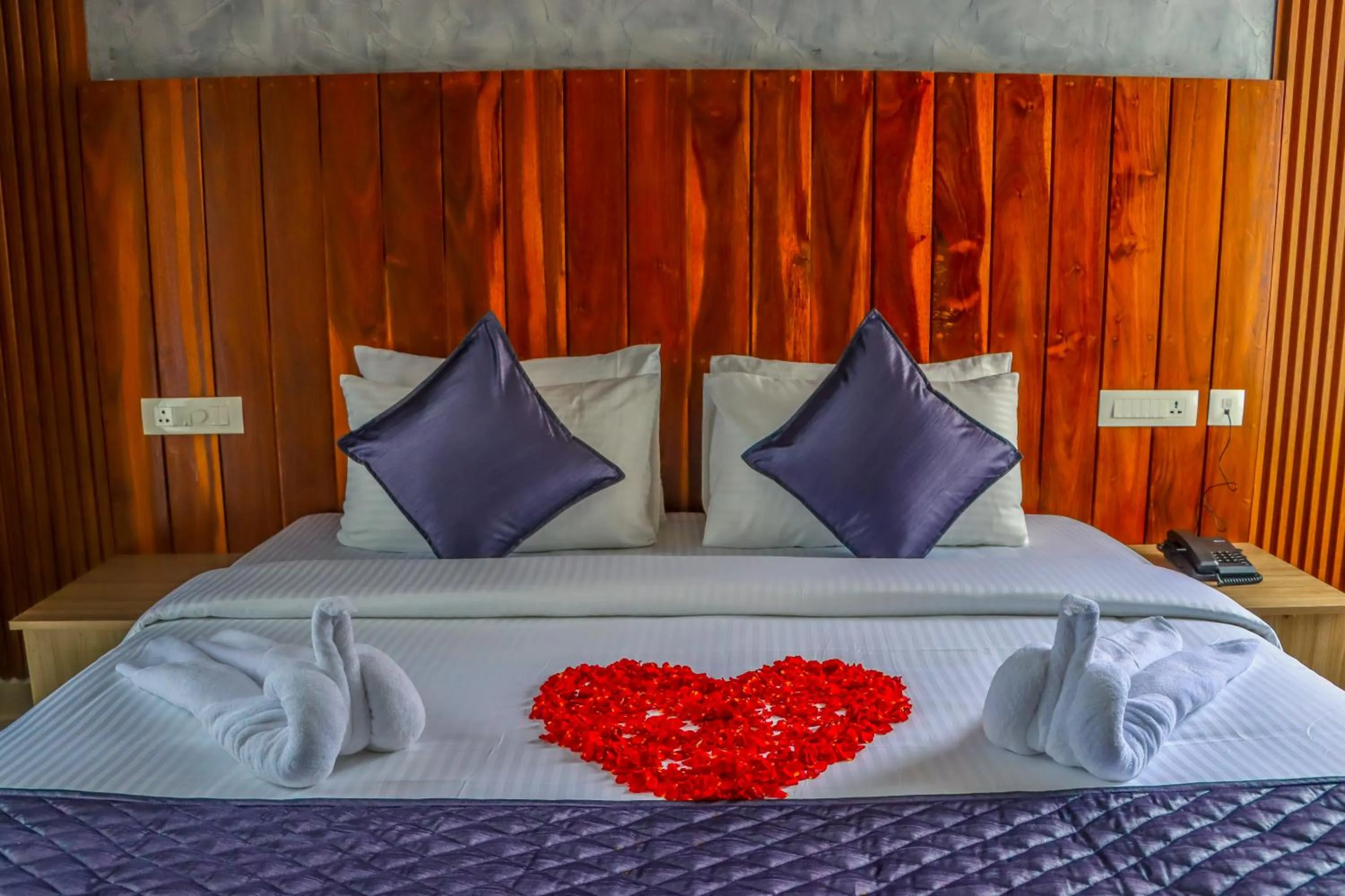 Bed in Winter Note Resorts