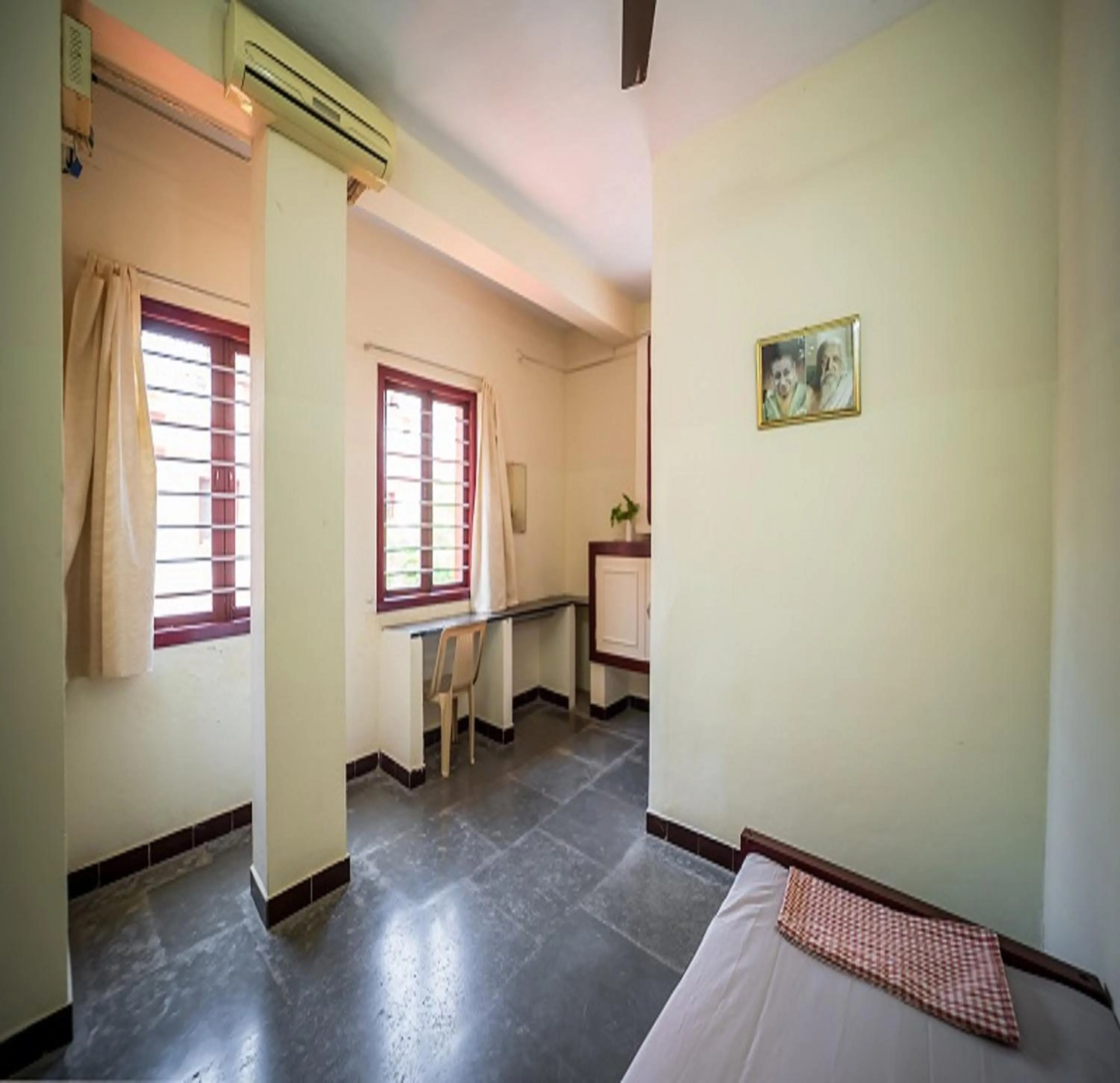 air conditioner in Sacar Guest House