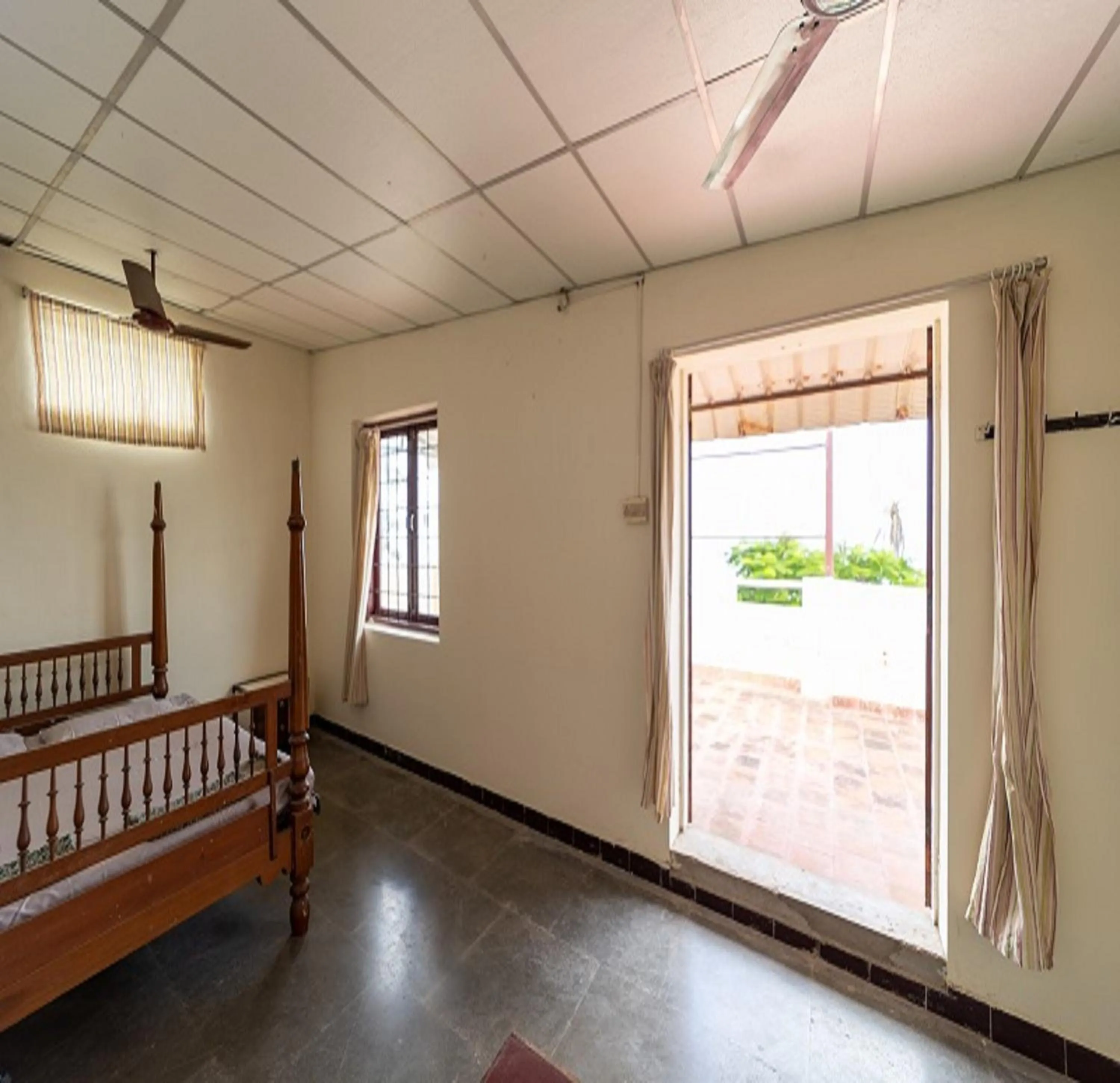 Bed in Sacar Guest House