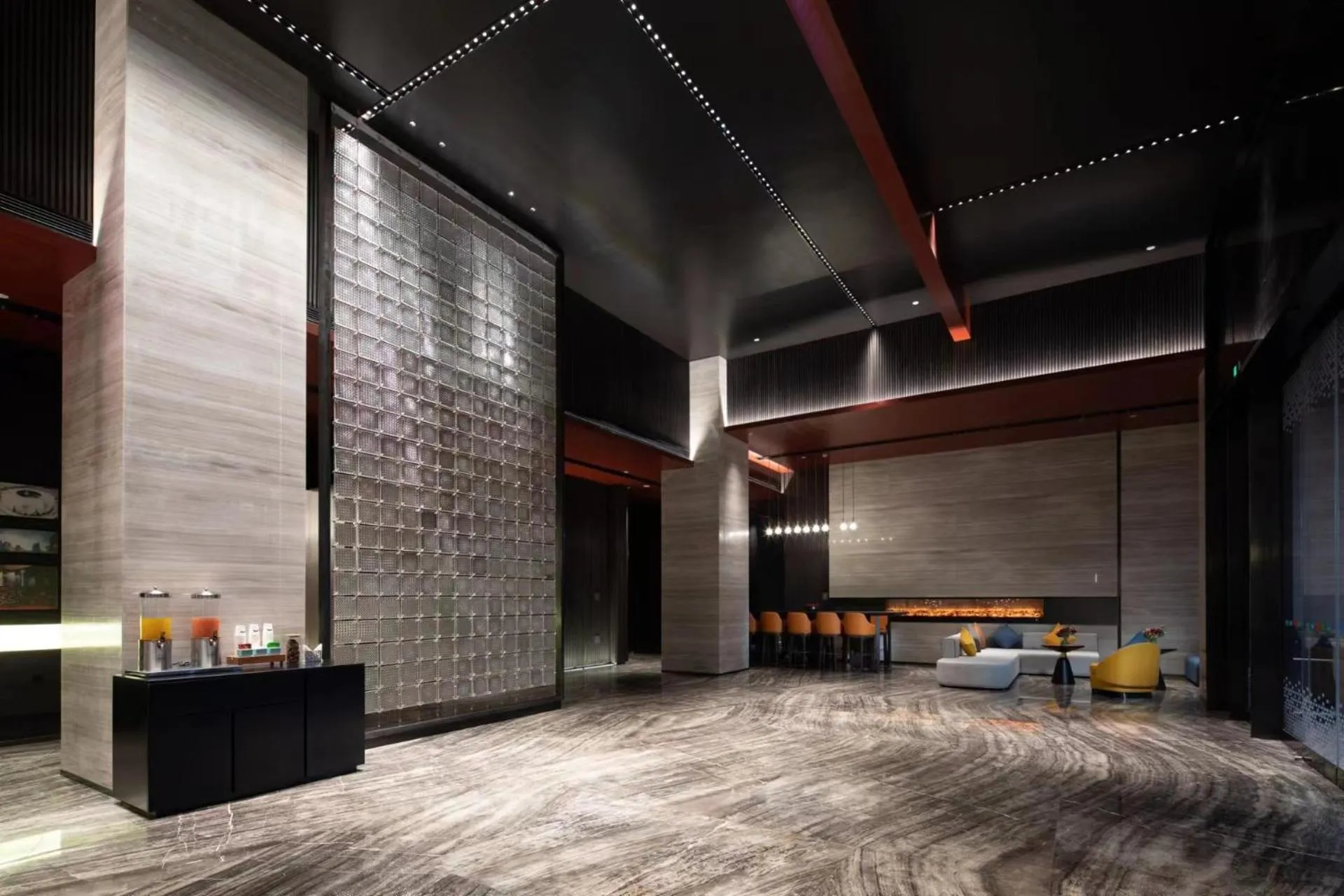 Lobby or reception in Hampton by Hilton Hangzhou Zhuantang Academy of Fine Arts