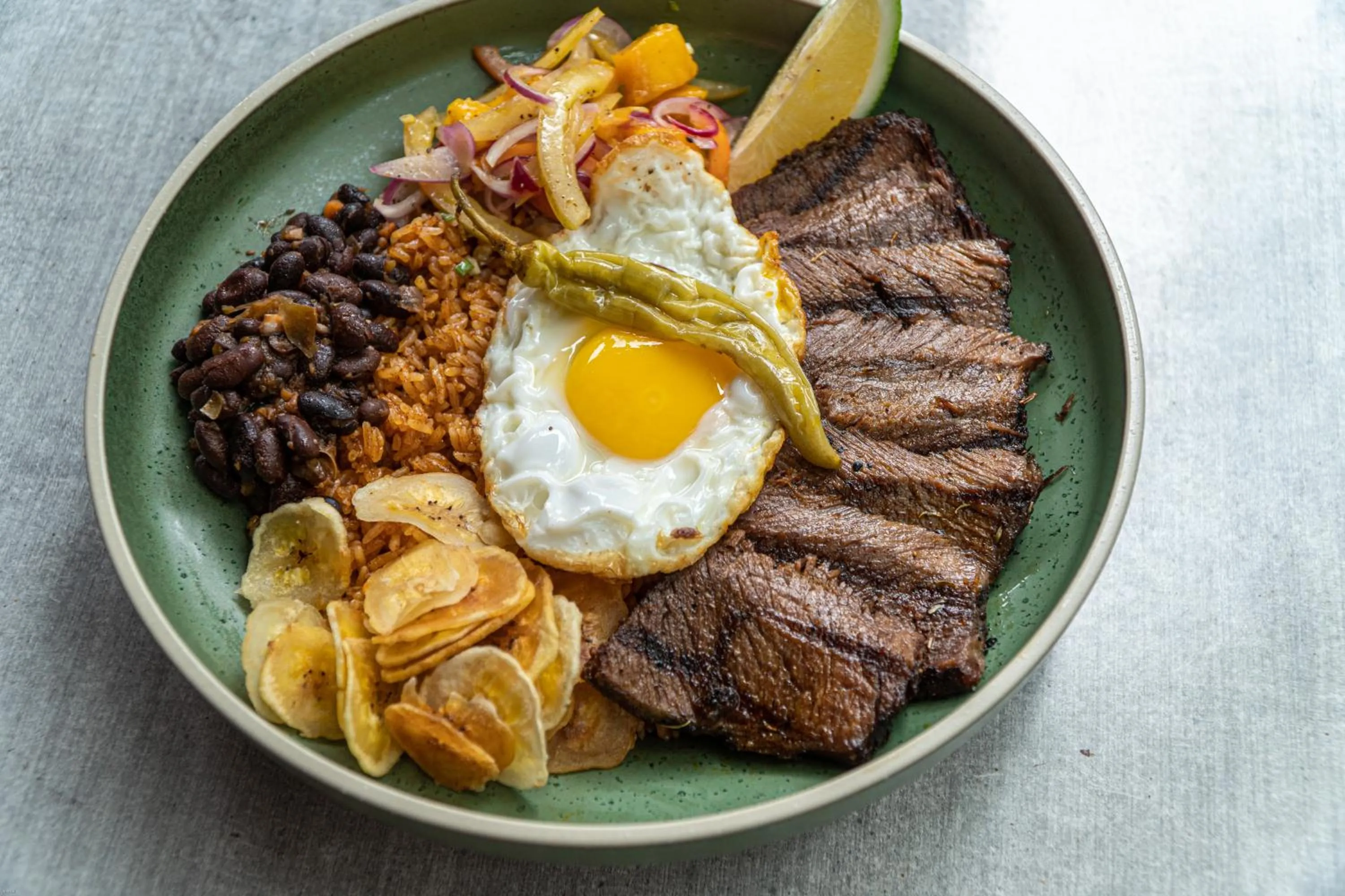 The Funny Lion - Puerto Princesa