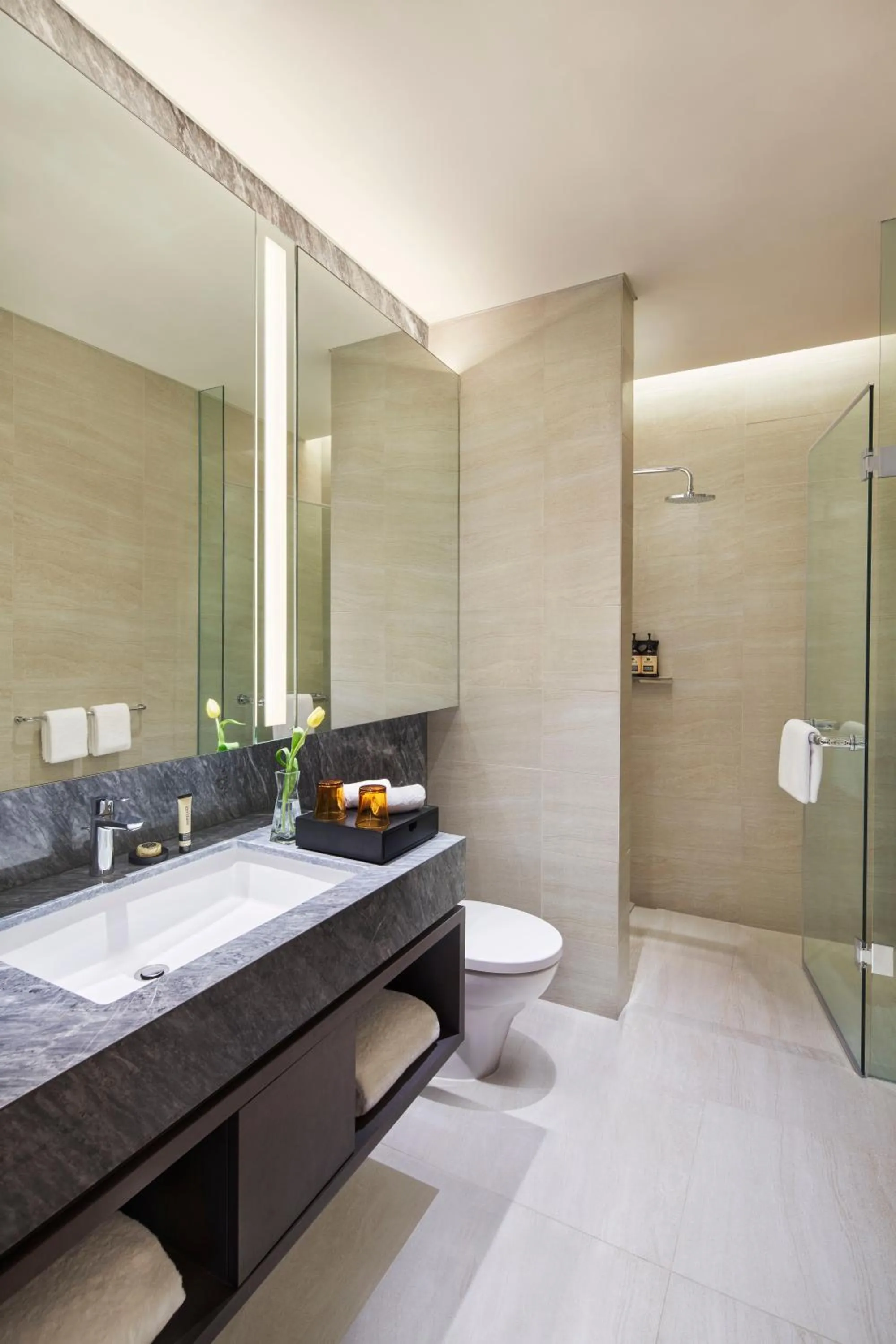 Toilet in PARKROYAL Serviced Suites Jakarta