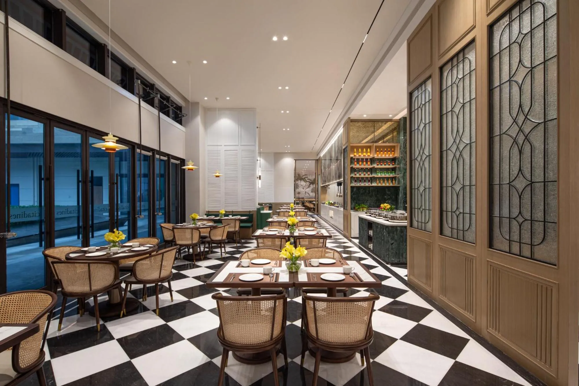 Restaurant/places to eat in Citadines Hope City Boao