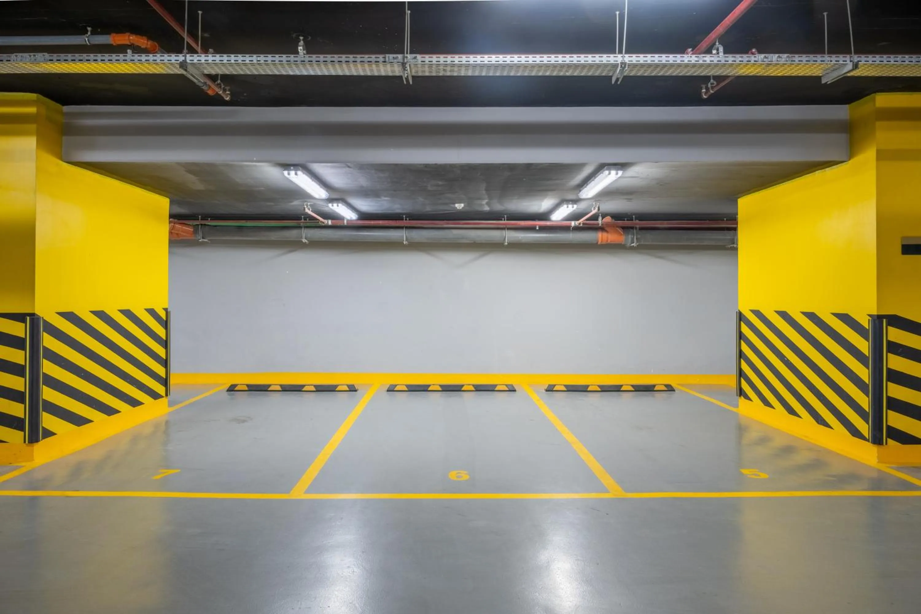 Parking in Elaf Qinwan Hotel