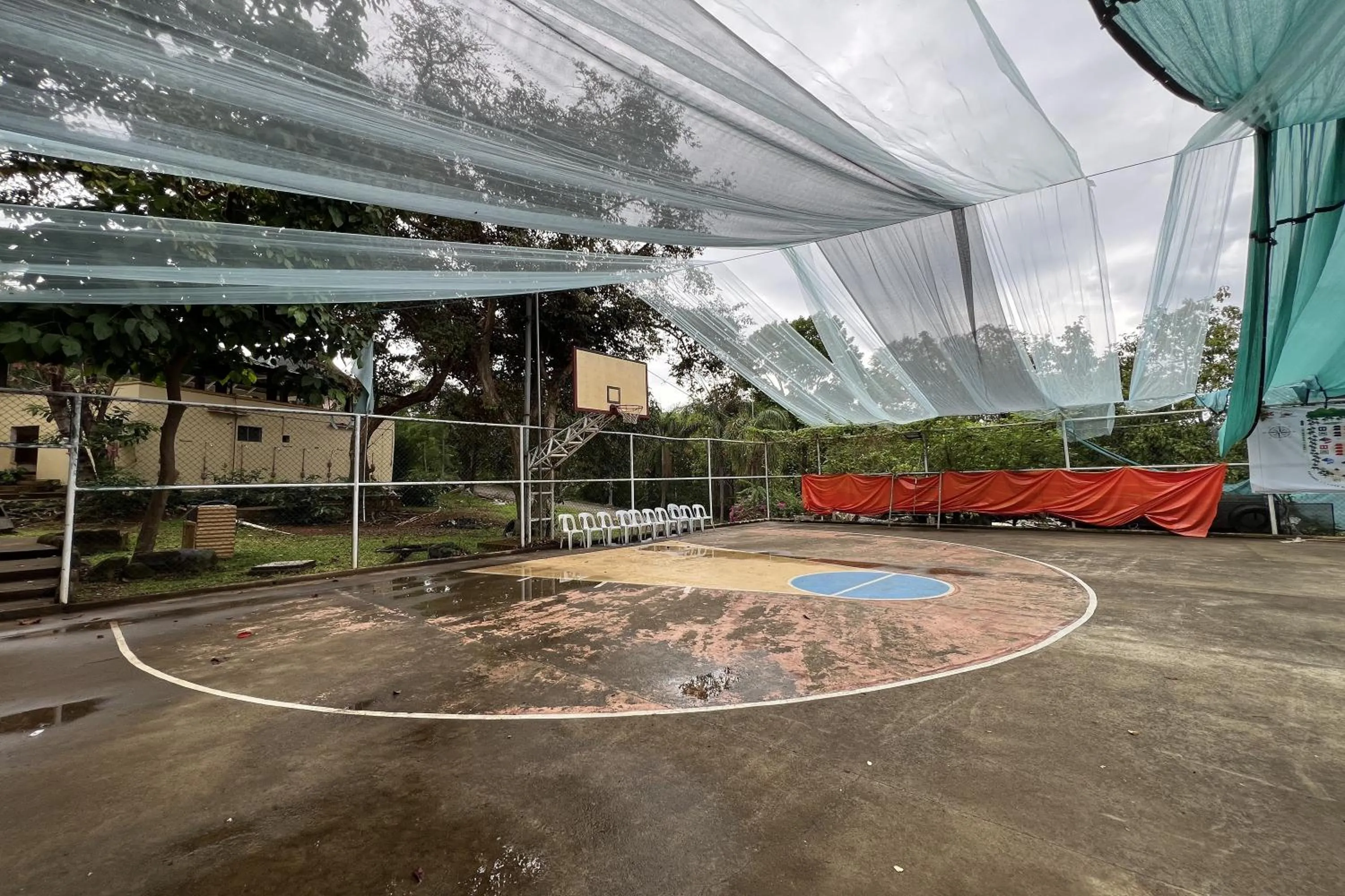 Tennis court in Vista Venice Resort