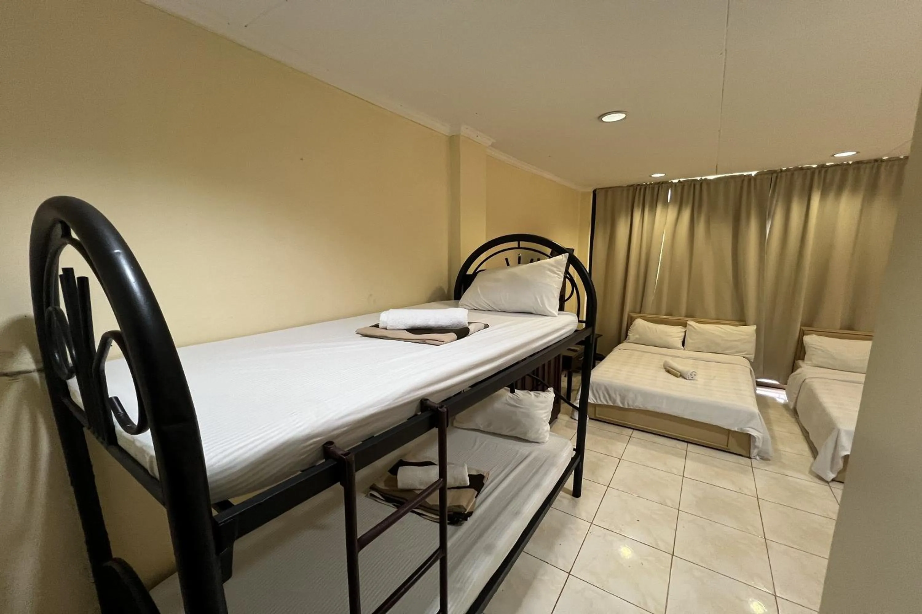 Bed in Vista Venice Resort