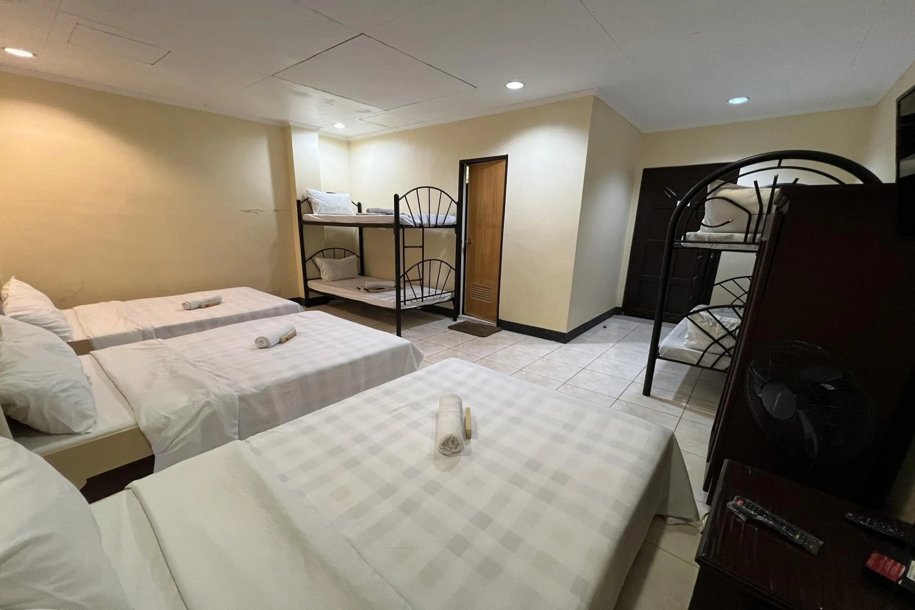 Bedroom, Bed in Vista Venice Resort